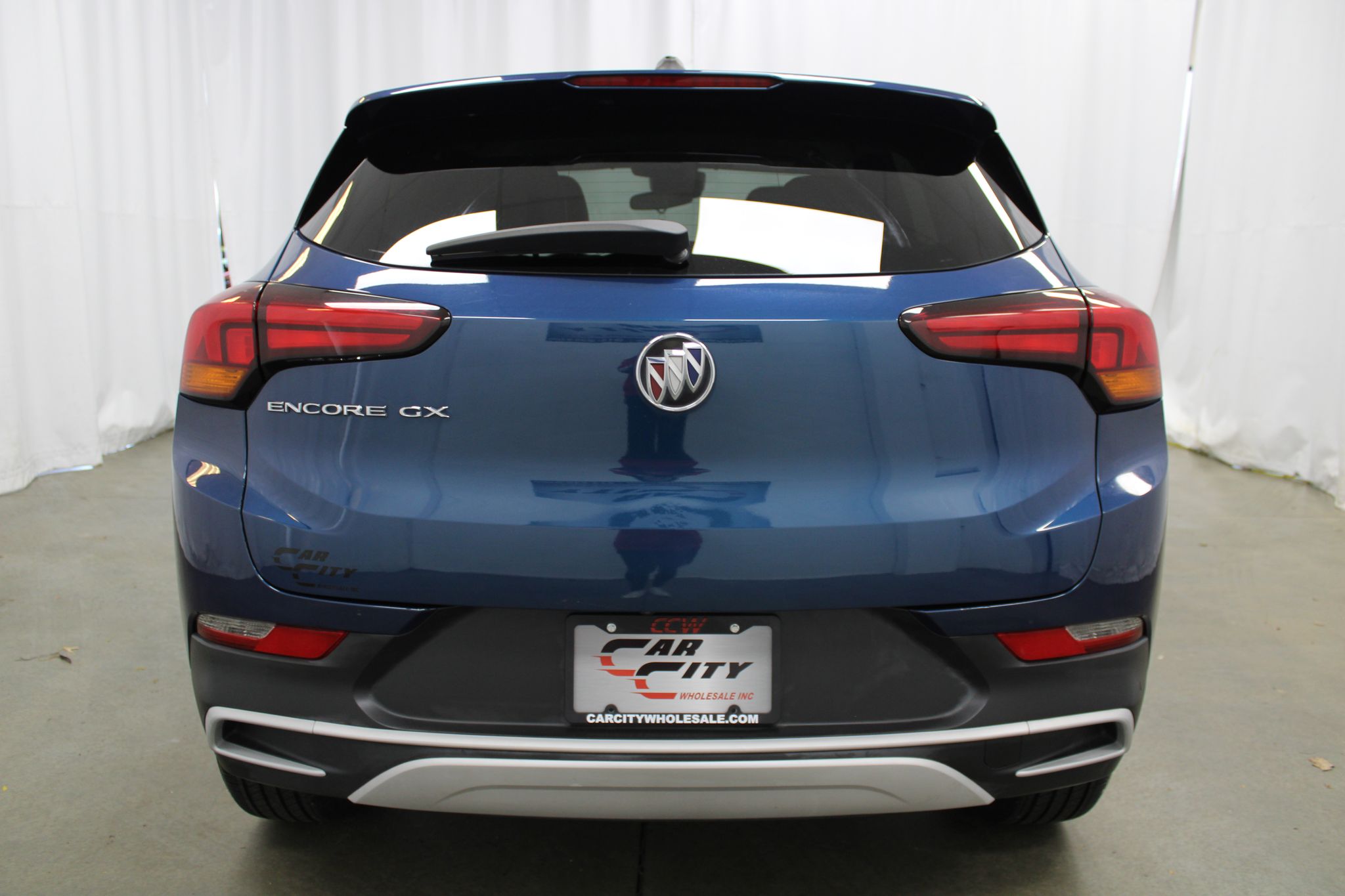 View vehicle photo 7