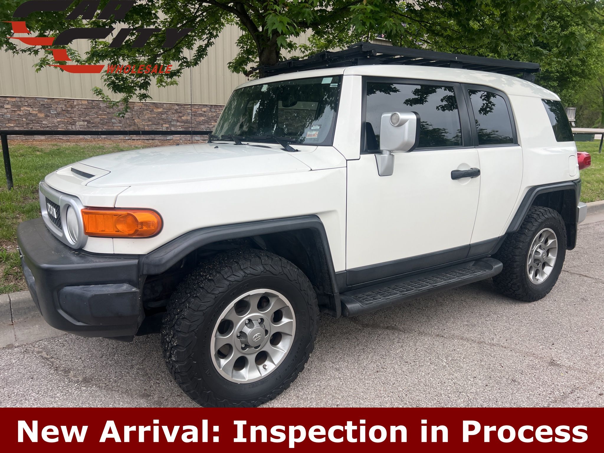Iceberg 2013 Toyota FJ Cruiser 4WD SUV / Crossover Four-Wheel Drive 5-Speed Automatic