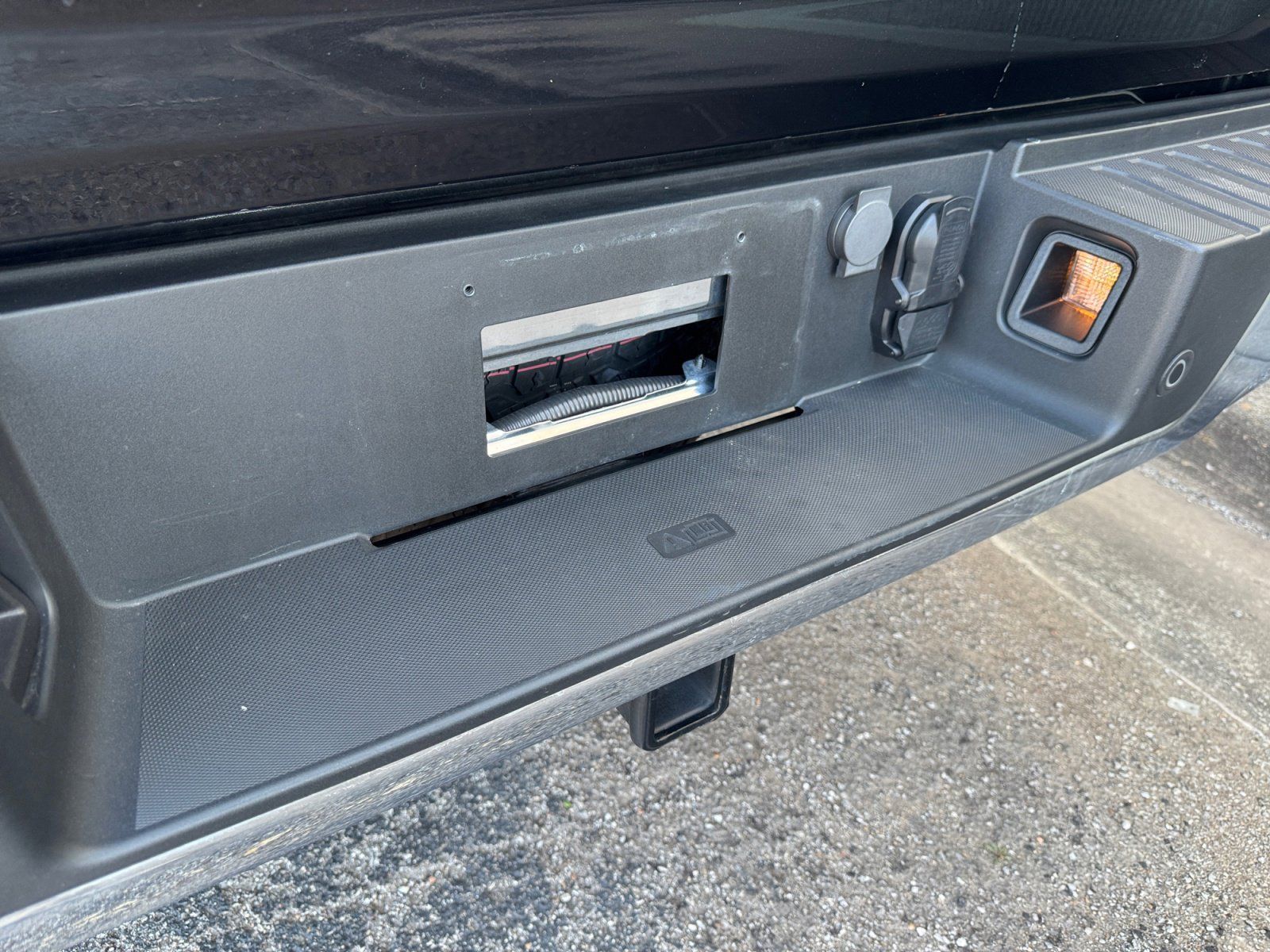 Used 2024 Ford F-150 Lariat 4D SuperCrew