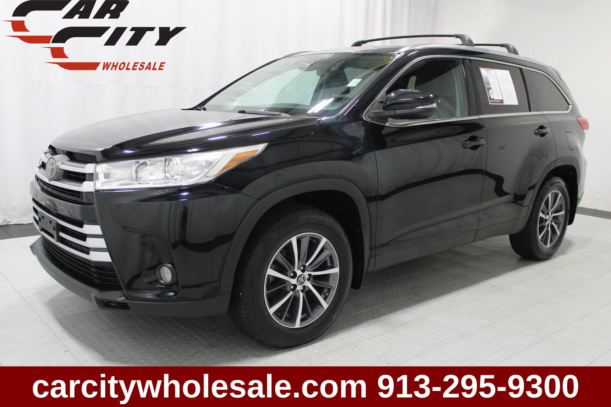 Midnight Black Metallic 2019 Toyota Highlander SUV / Crossover All-Wheel Drive 8-Speed Automatic