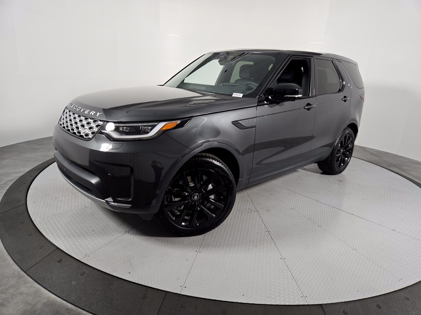 Carpathian Gray Premium Metallic 2026 Land Rover Discovery SUV / Crossover All-Wheel Drive 8-Speed Automatic