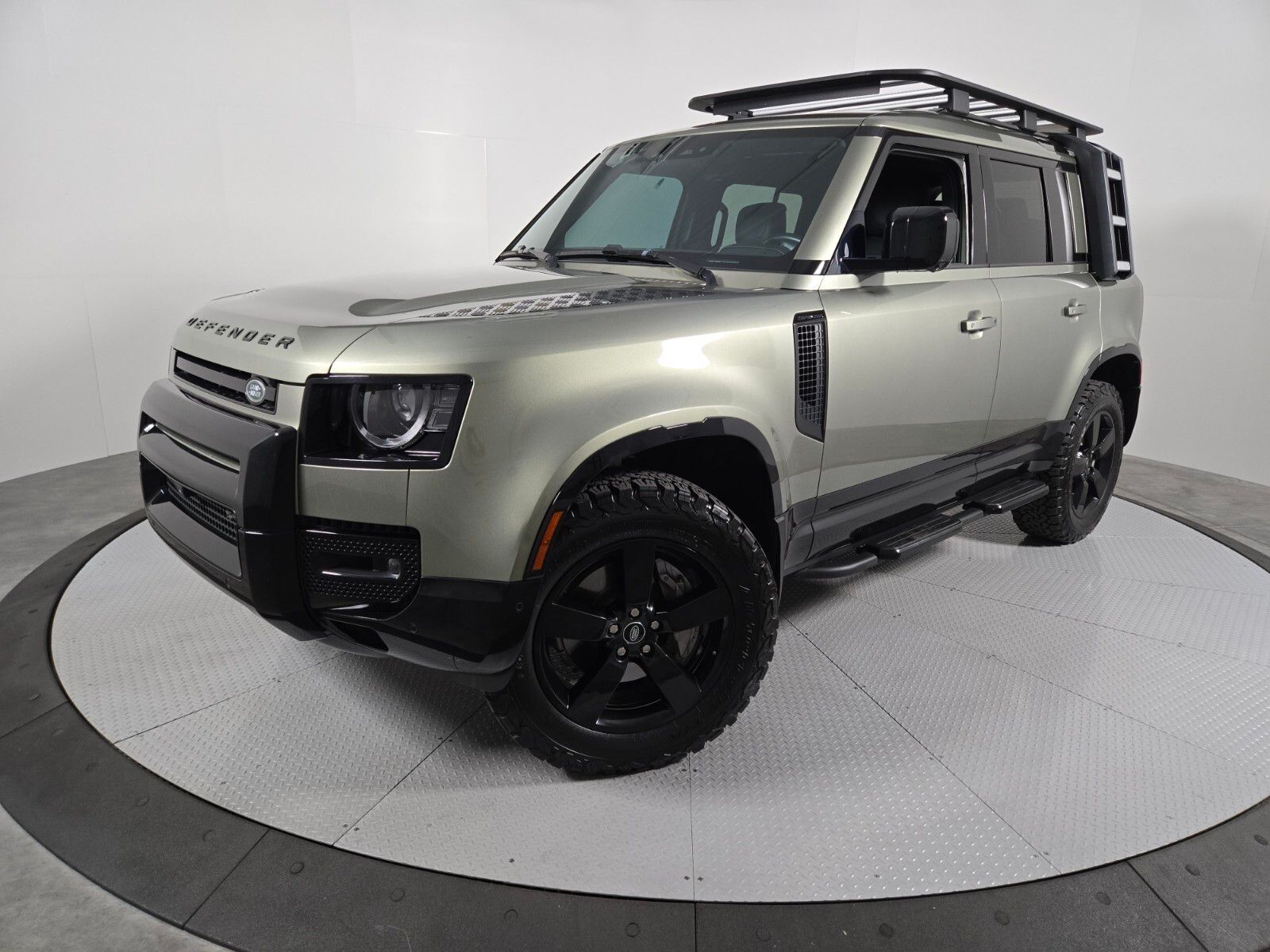 Pangea Green Metallic 2022 Land Rover Defender 110 X-Dynamic HSE AWD SUV / Crossover All-Wheel Drive 8-Speed Automatic