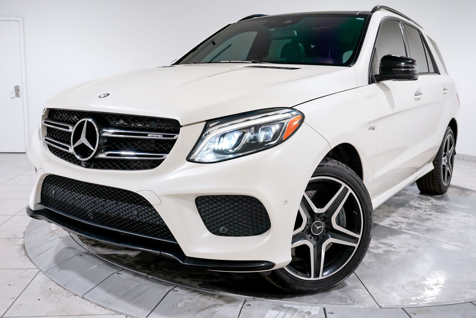 2017 Mercedes-Benz GLE AMG GLE43's photo