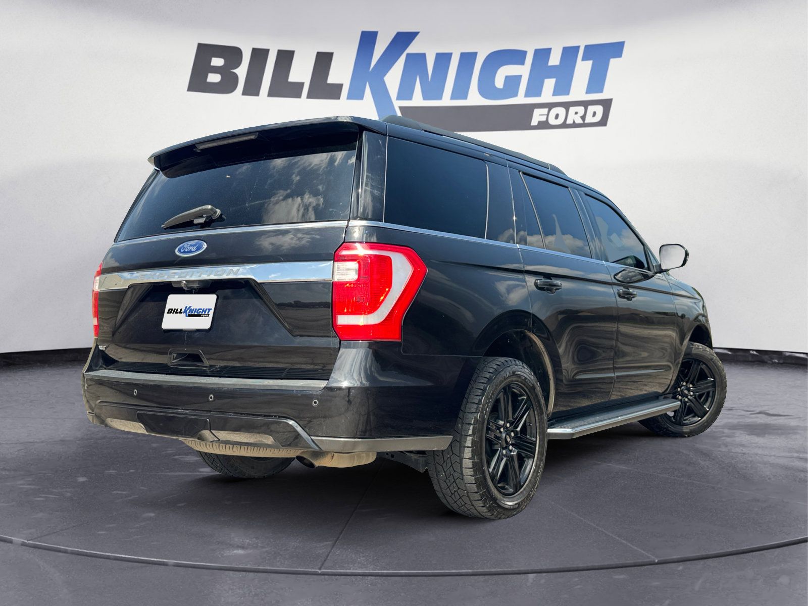 Used 2021 Ford Expedition XLT 4D Sport Utility