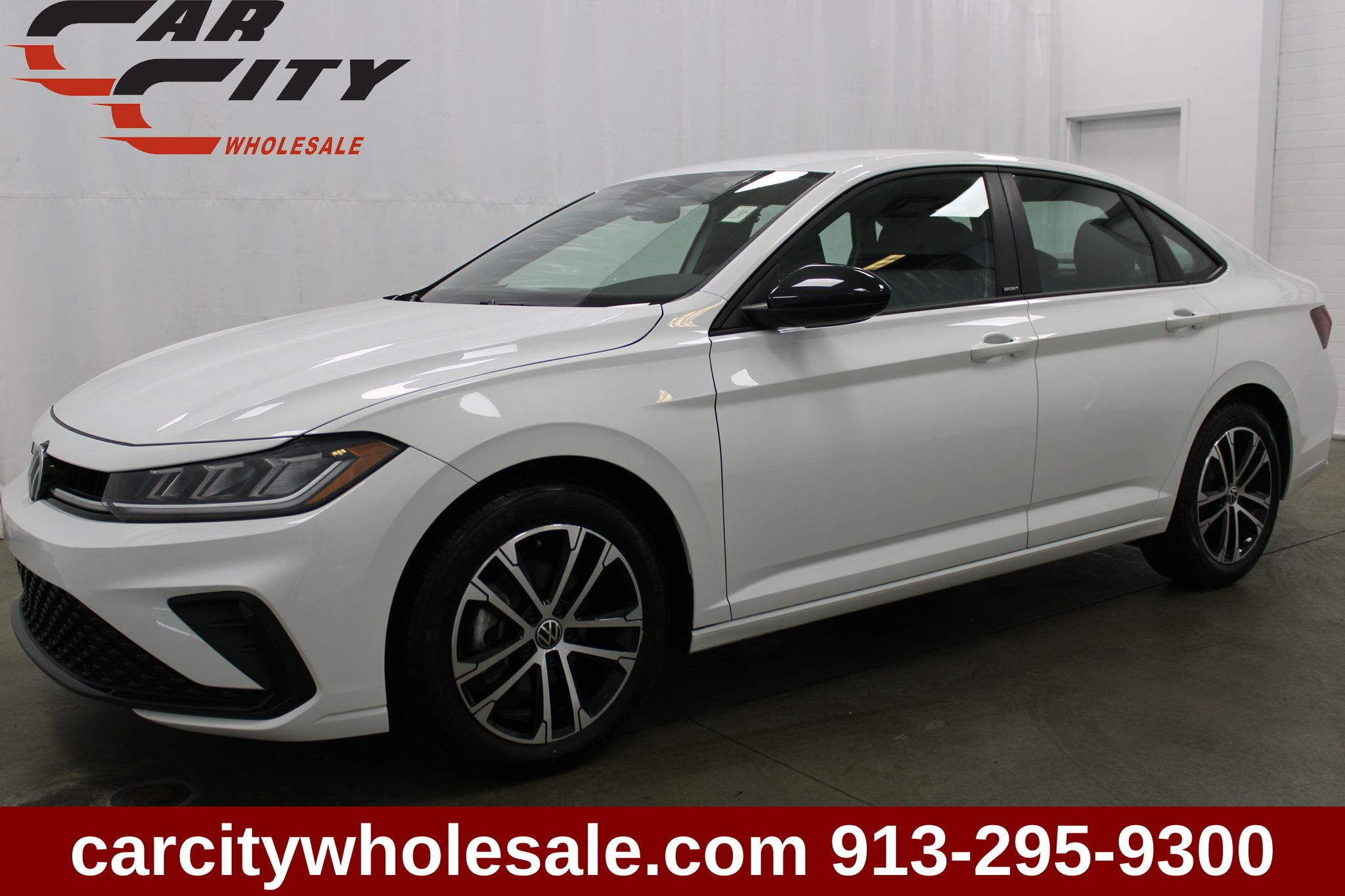 White 2025 Volkswagen Jetta Sedan Front-Wheel Drive 8-Speed Automatic