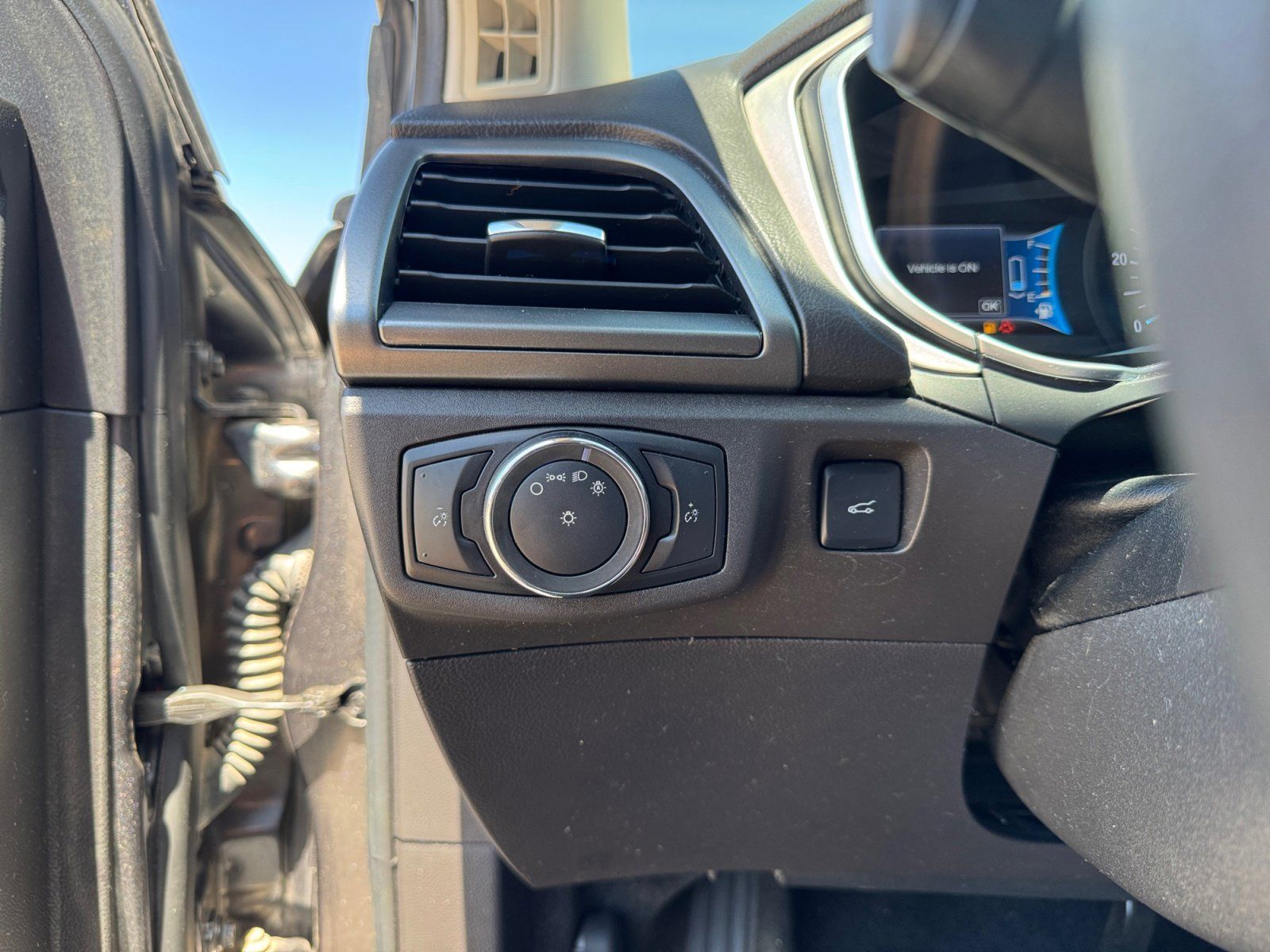 Used 2016 Ford Fusion Hybrid SE 4D Sedan