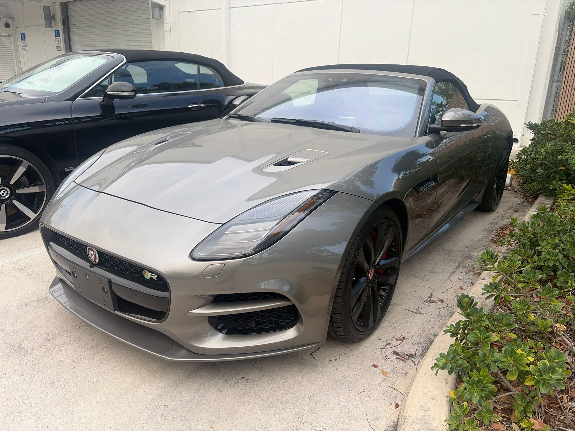 Silicon Silver Premium Metallic 2020 Jaguar F-TYPE Convertible All-Wheel Drive 8-Speed Automatic