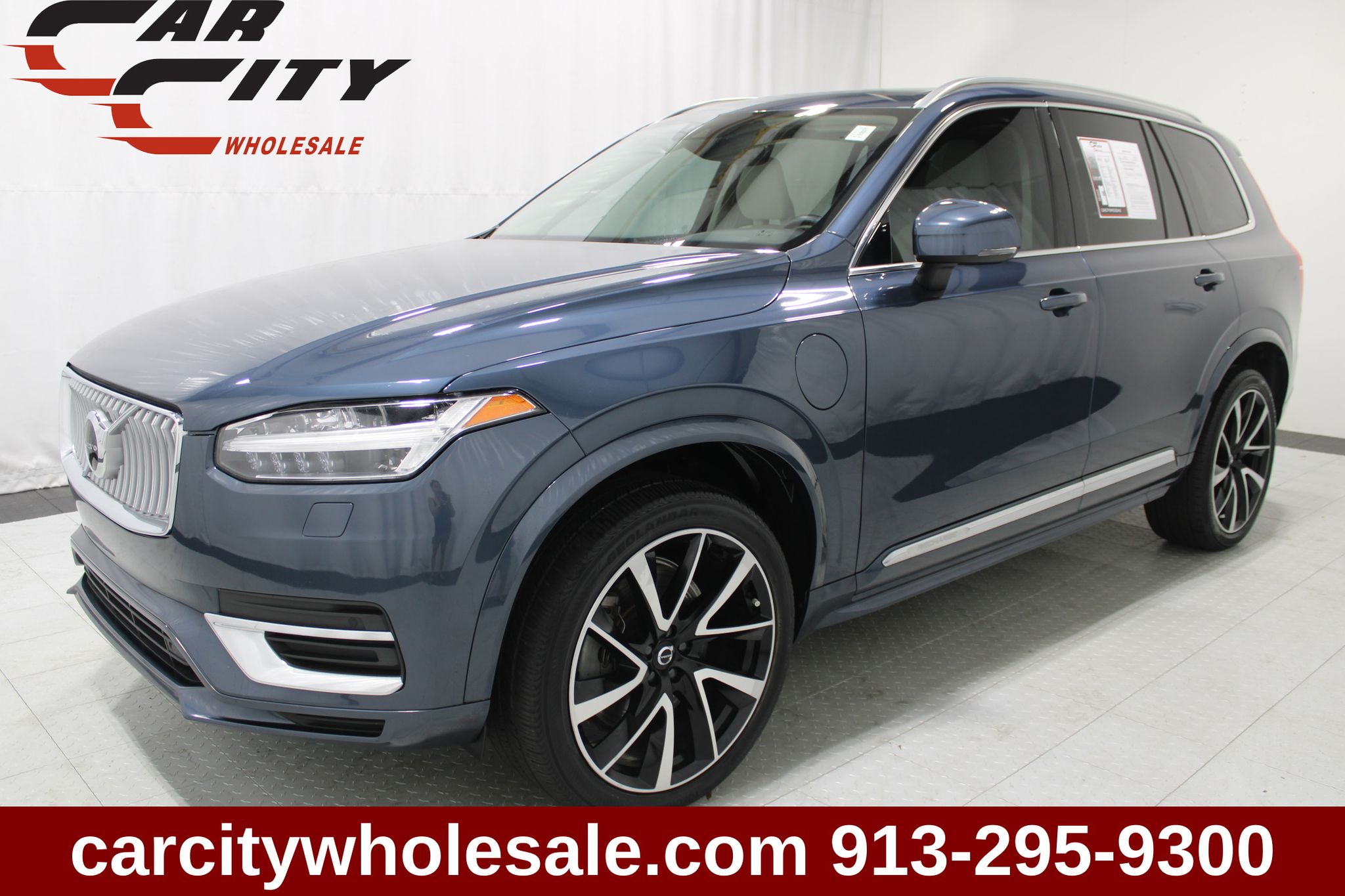 2021 Volvo XC90 T8 Recharge Inscription Expression 7-Passenger eAWD