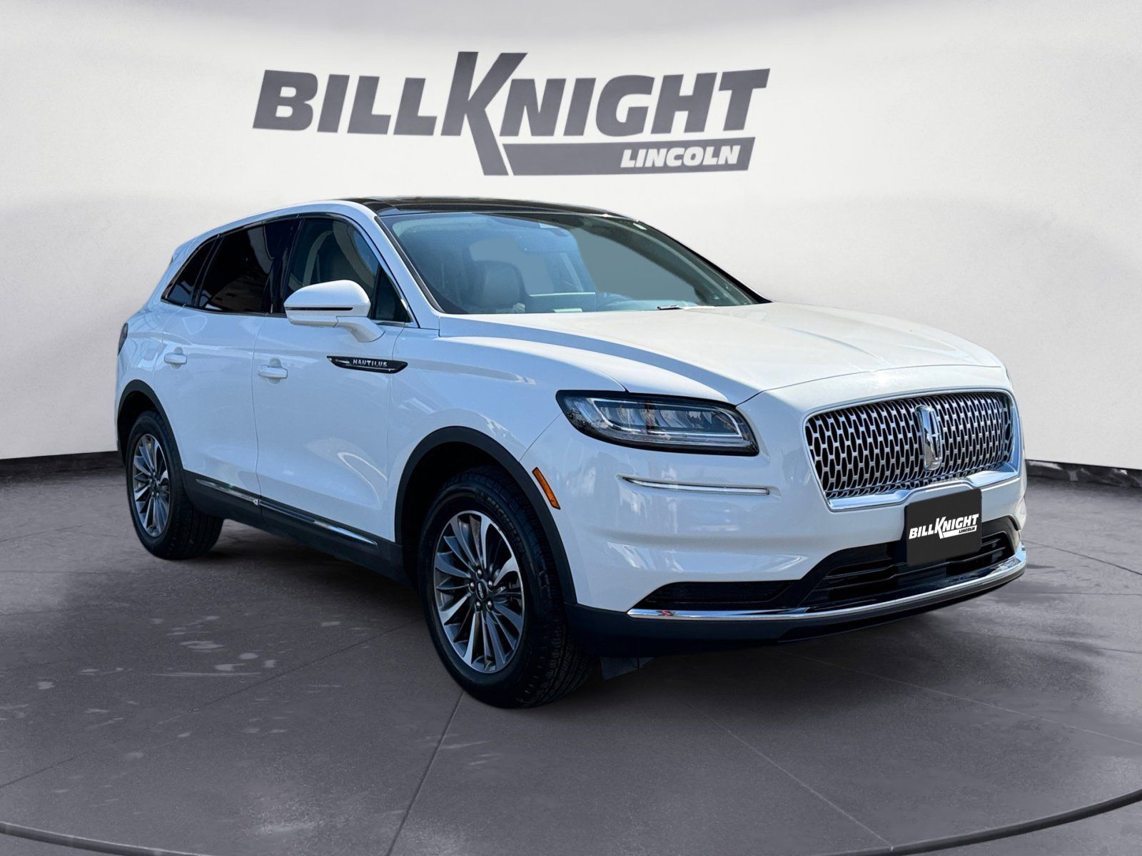 View vehicle photo 7