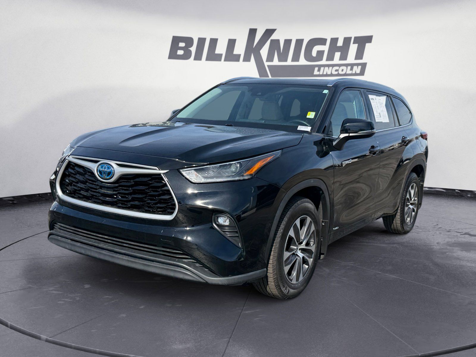 2021 Toyota Highlander Hybrid XLE AWD