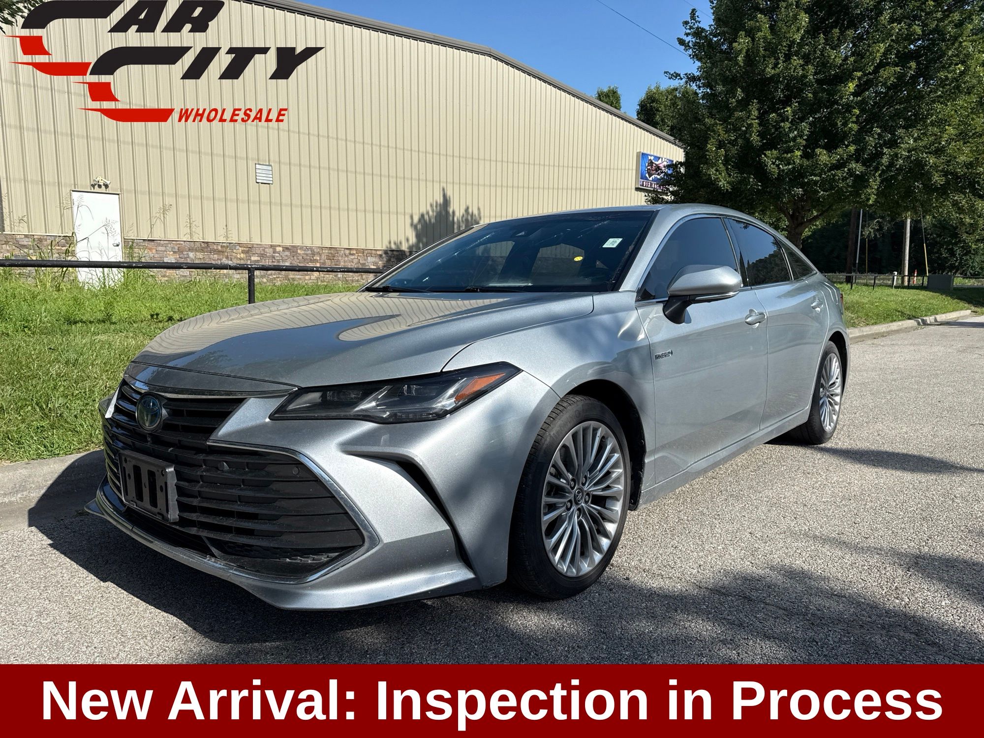 Celestial Silver Metallic 2020 Toyota Avalon Hybrid Sedan Front-Wheel Drive Continuously Variable Transmission