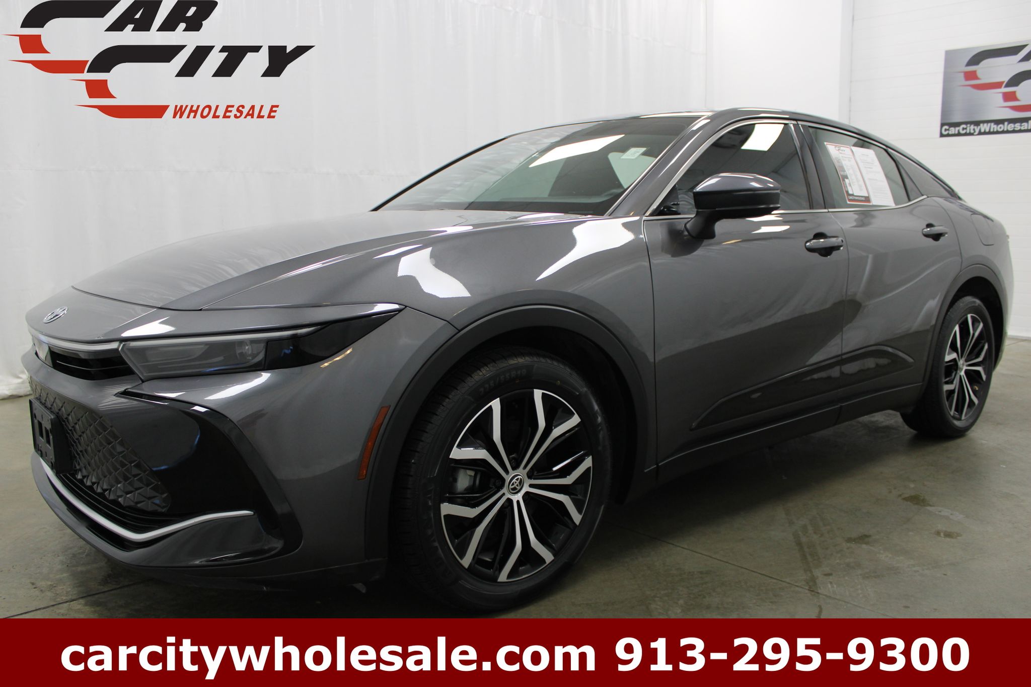 Magnetic Gray Metallic 2023 Toyota Crown XLE AWD Sedan All-Wheel Drive Continuously Variable Transmission