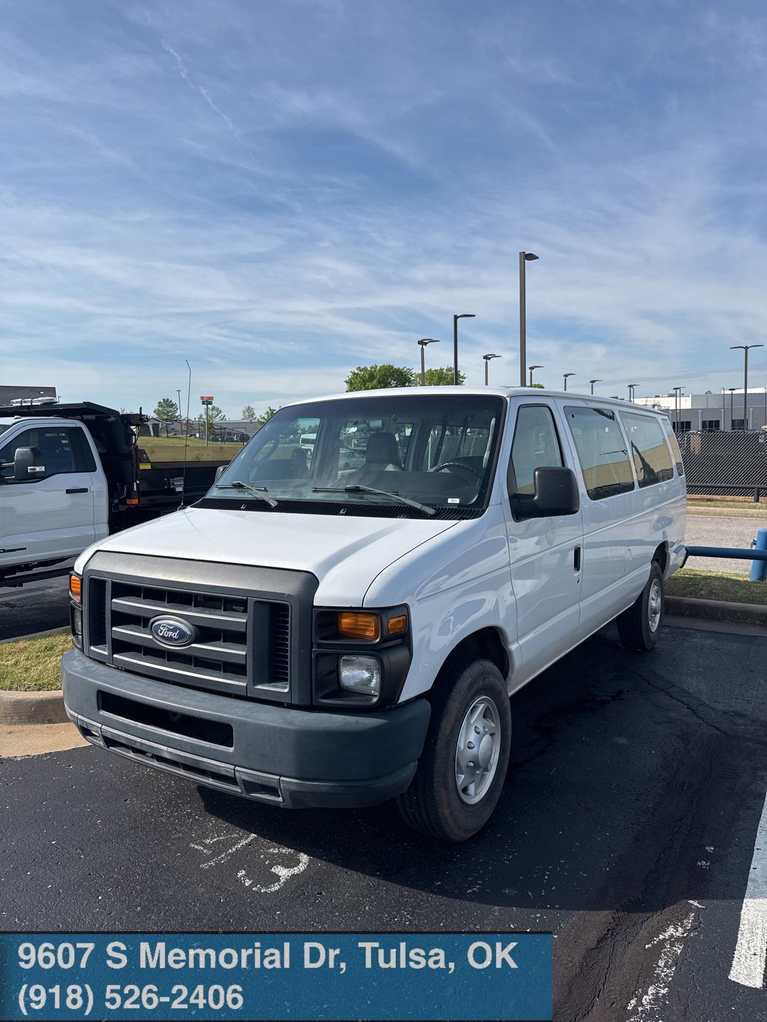 2013 Ford E-Series E-350 XL Super Duty Extended Passenger Van