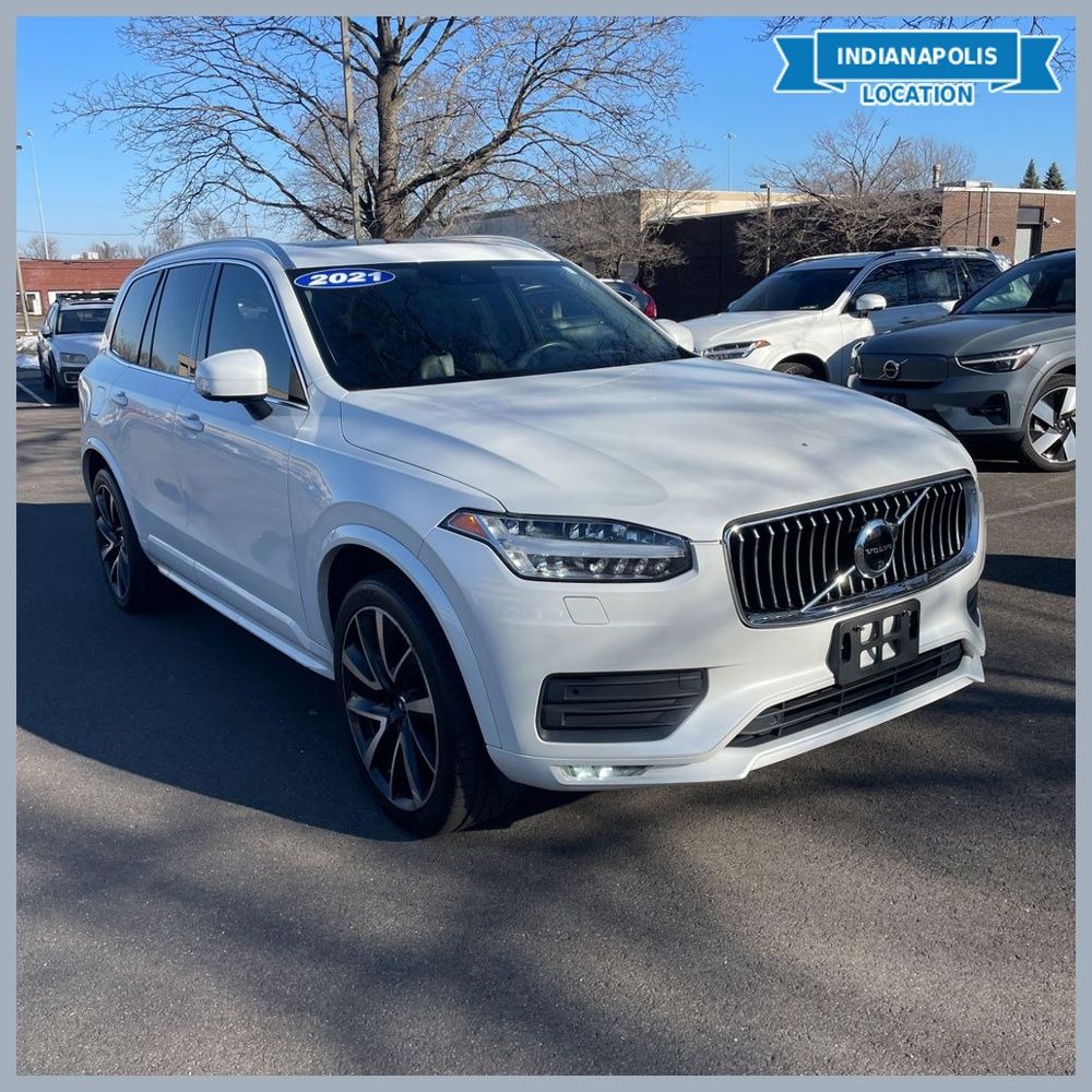 2021 Volvo XC90 T6 Momentum 7-Passenger AWD