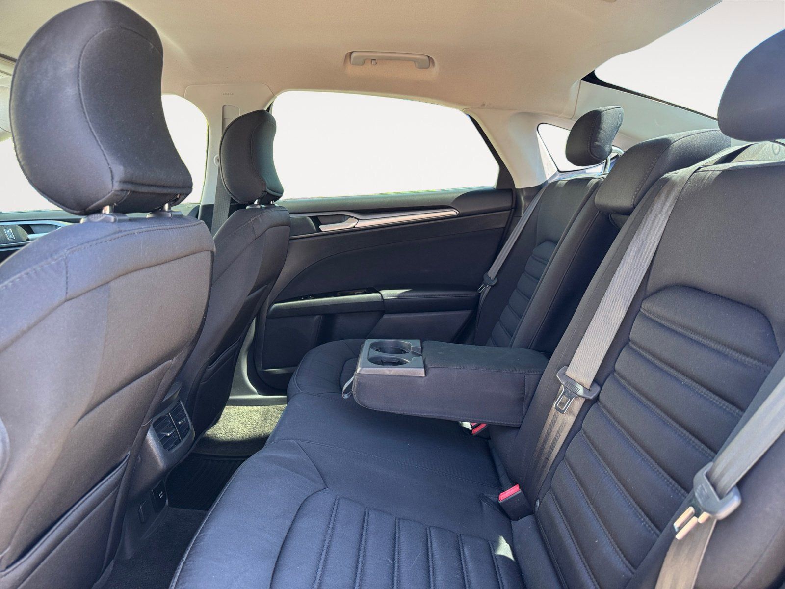 Used 2016 Ford Fusion Hybrid SE 4D Sedan