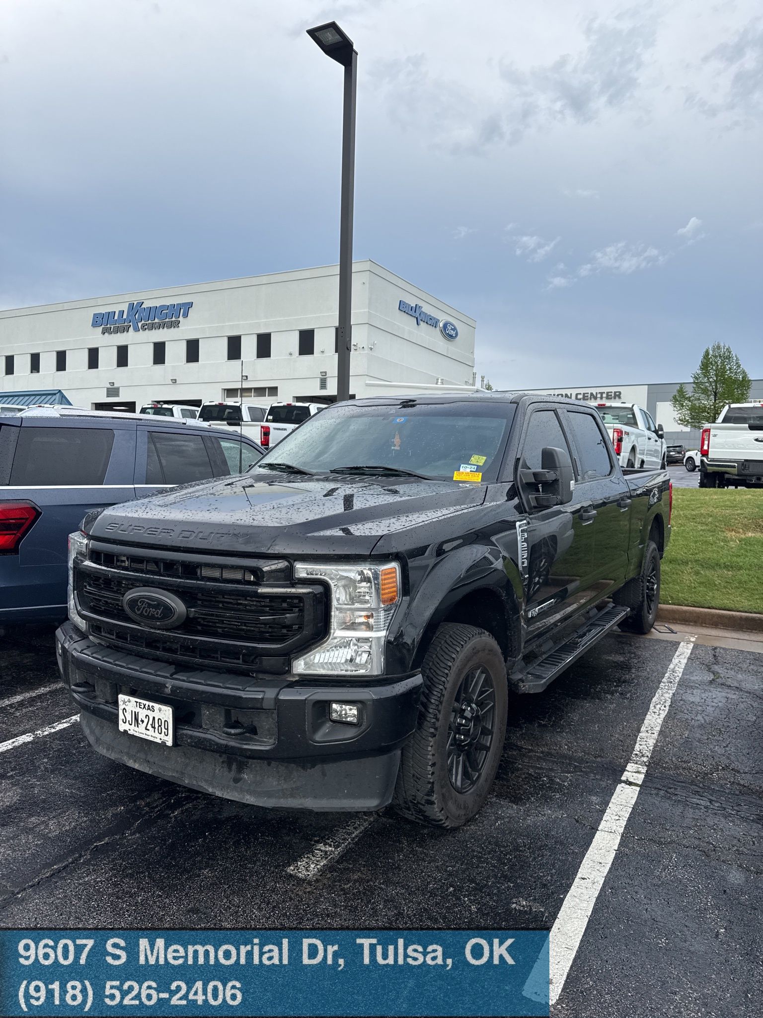 Black Metallic 2022 Ford F-250 Super Duty XLT Crew Cab 4WD Pickup Truck Four-Wheel Drive Automatic