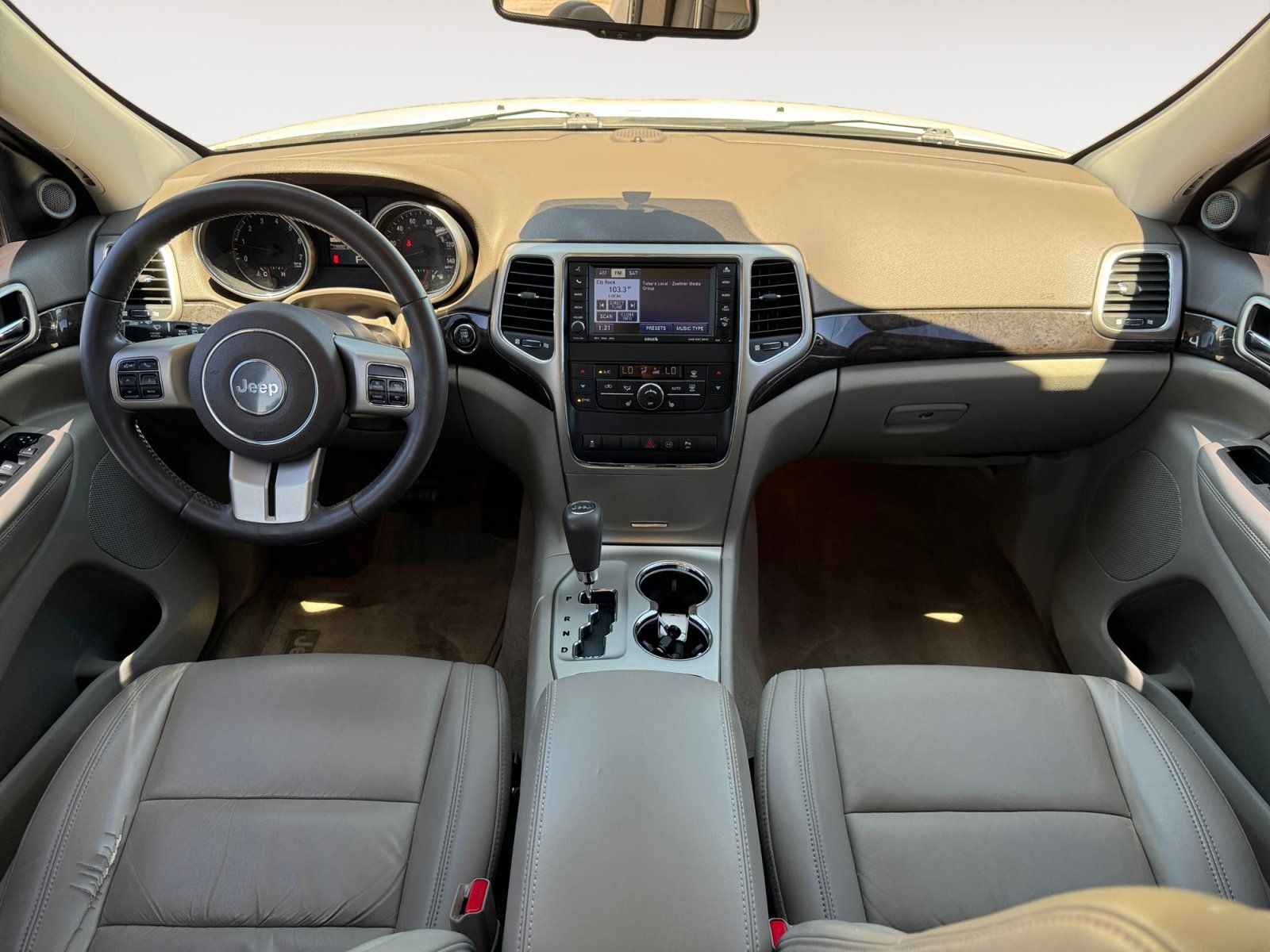 Used 2011 Jeep Grand Cherokee Laredo 4D Sport Utility
