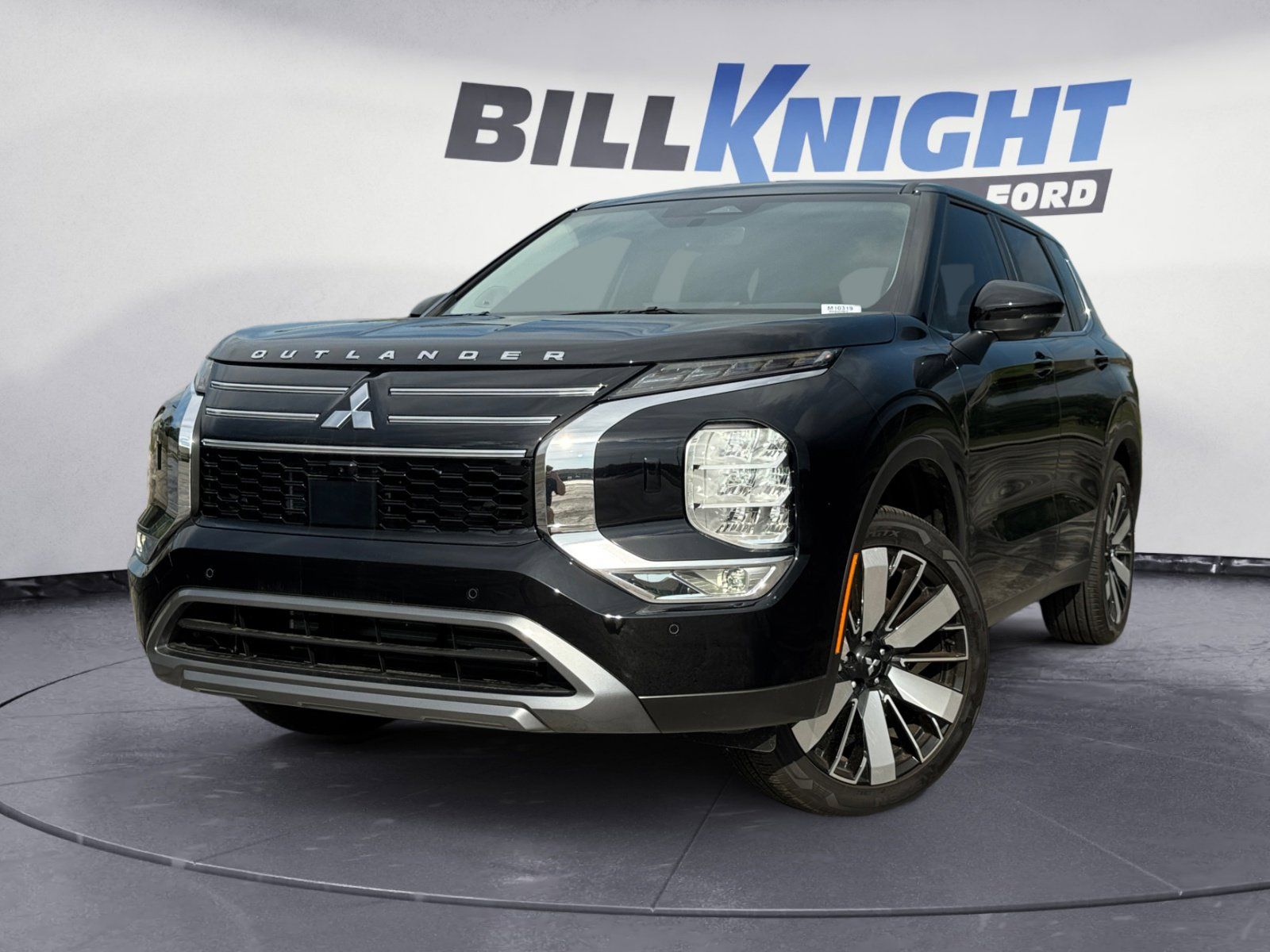 Pearl 2025 Mitsubishi Outlander SE FWD SUV / Crossover Front-Wheel Drive Continuously Variable Transmission