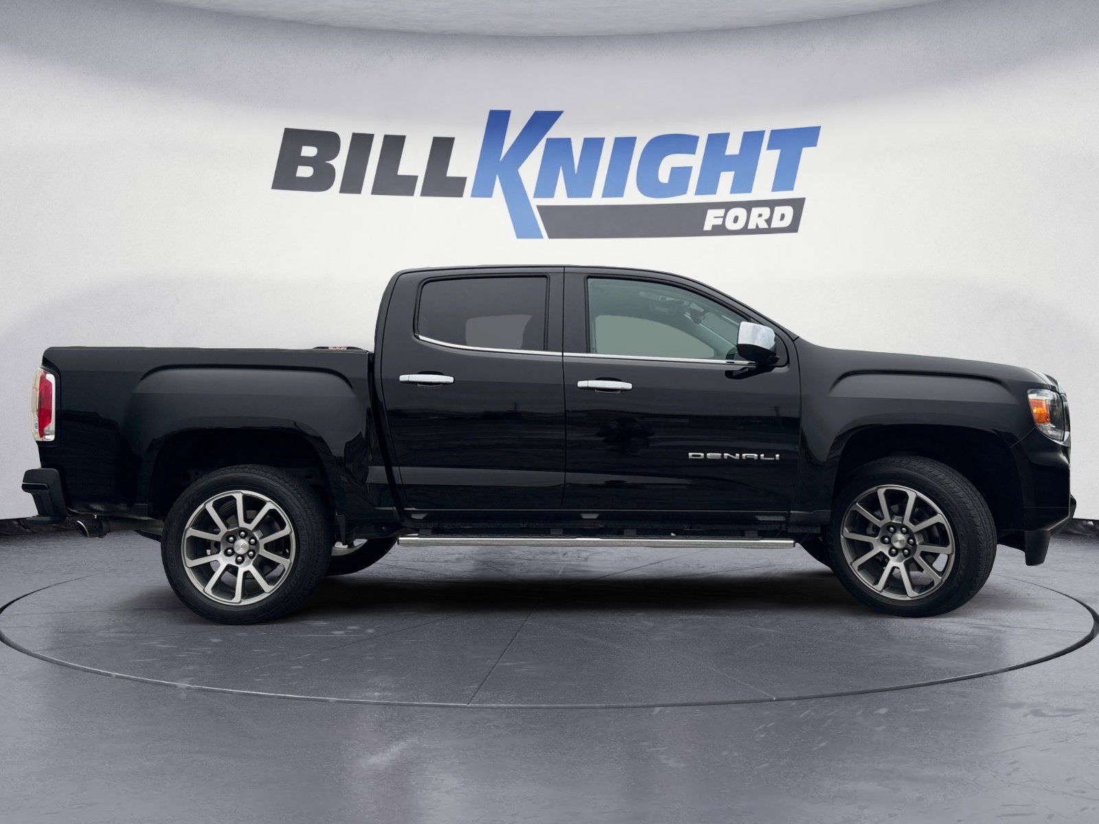 Used 2022 GMC Canyon Denali 4D Crew Cab