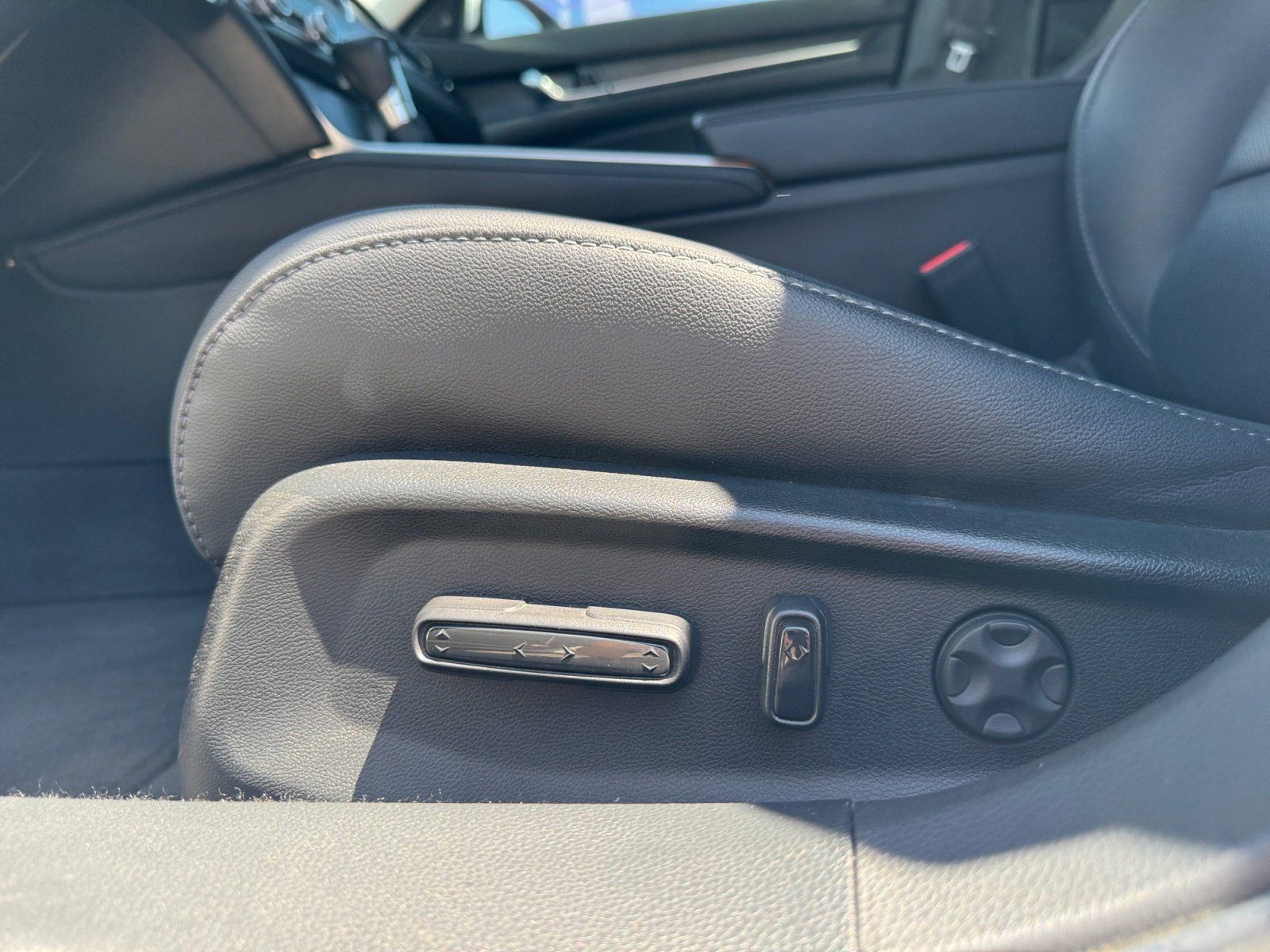 Used 2021 Honda Accord EX-L 4D Sedan