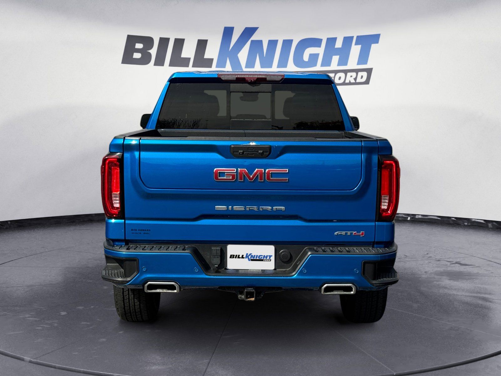 View vehicle photo 3