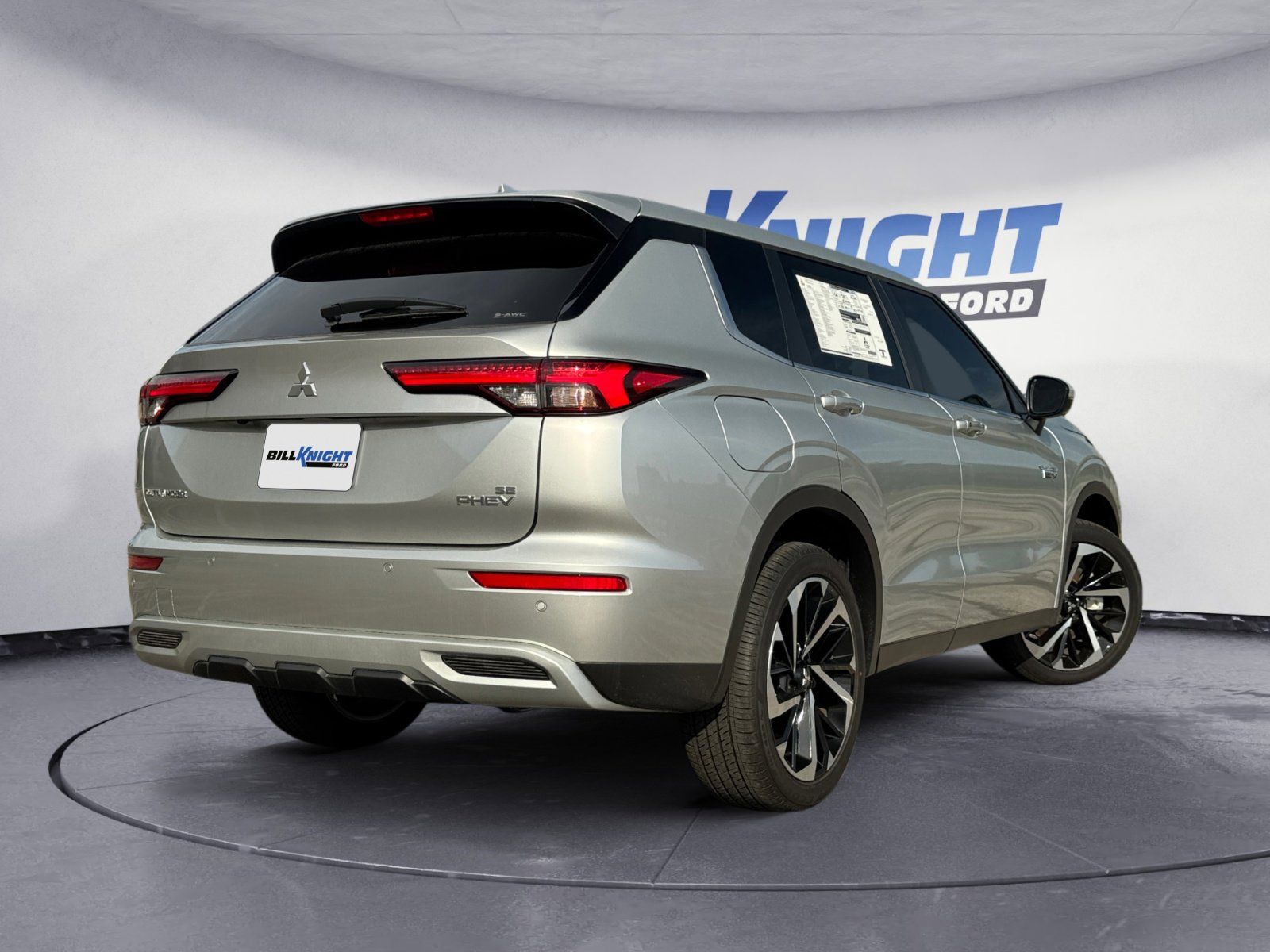 Used 2025 Mitsubishi Outlander PHEV SE 4D Sport Utility