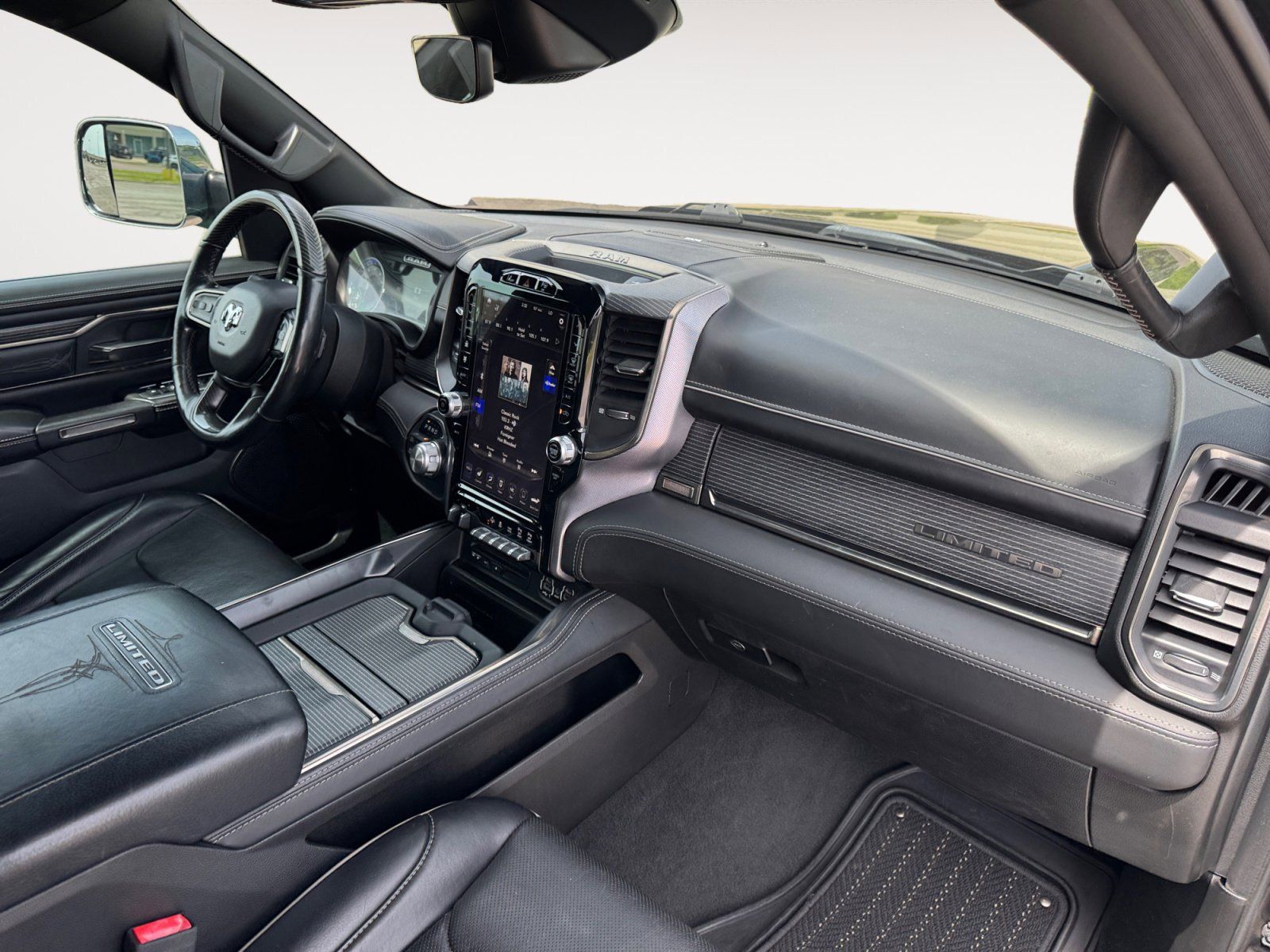 Used 2019 Ram 1500 Limited 4D Crew Cab