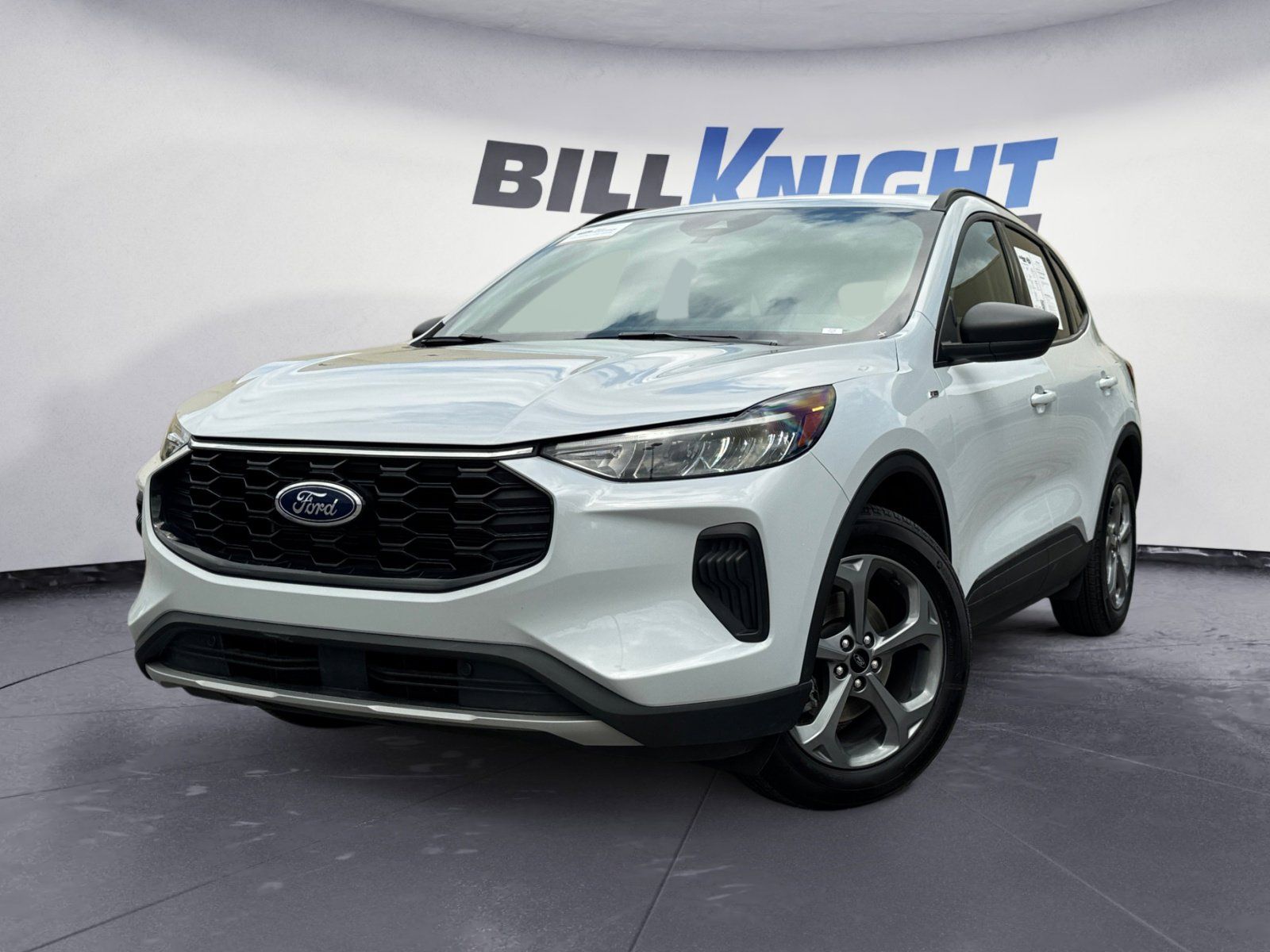 Silver Metallic 2025 Ford Escape Hybrid ST-Line FWD SUV / Crossover Front-Wheel Drive Continuously Variable Transmission