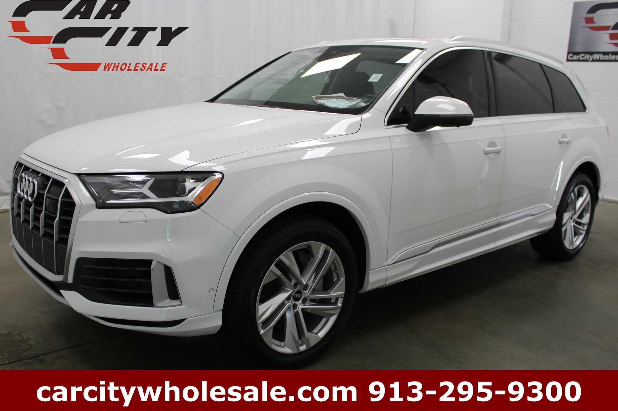 White 2023 Audi Q7 quattro Premium Plus 55 TFSI SUV / Crossover All-Wheel Drive 8-Speed Automatic
