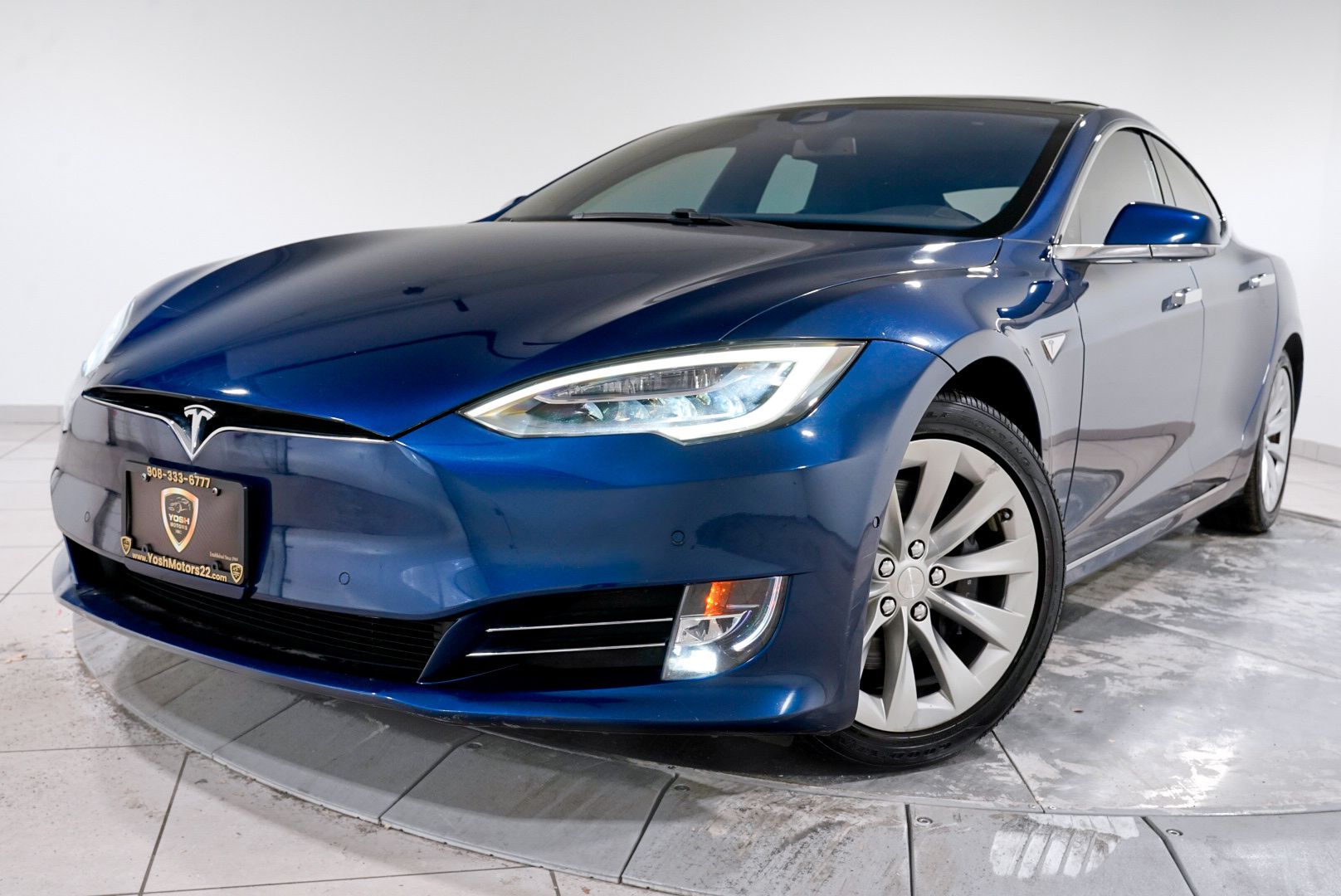 2016 Tesla Model S 90D's photo