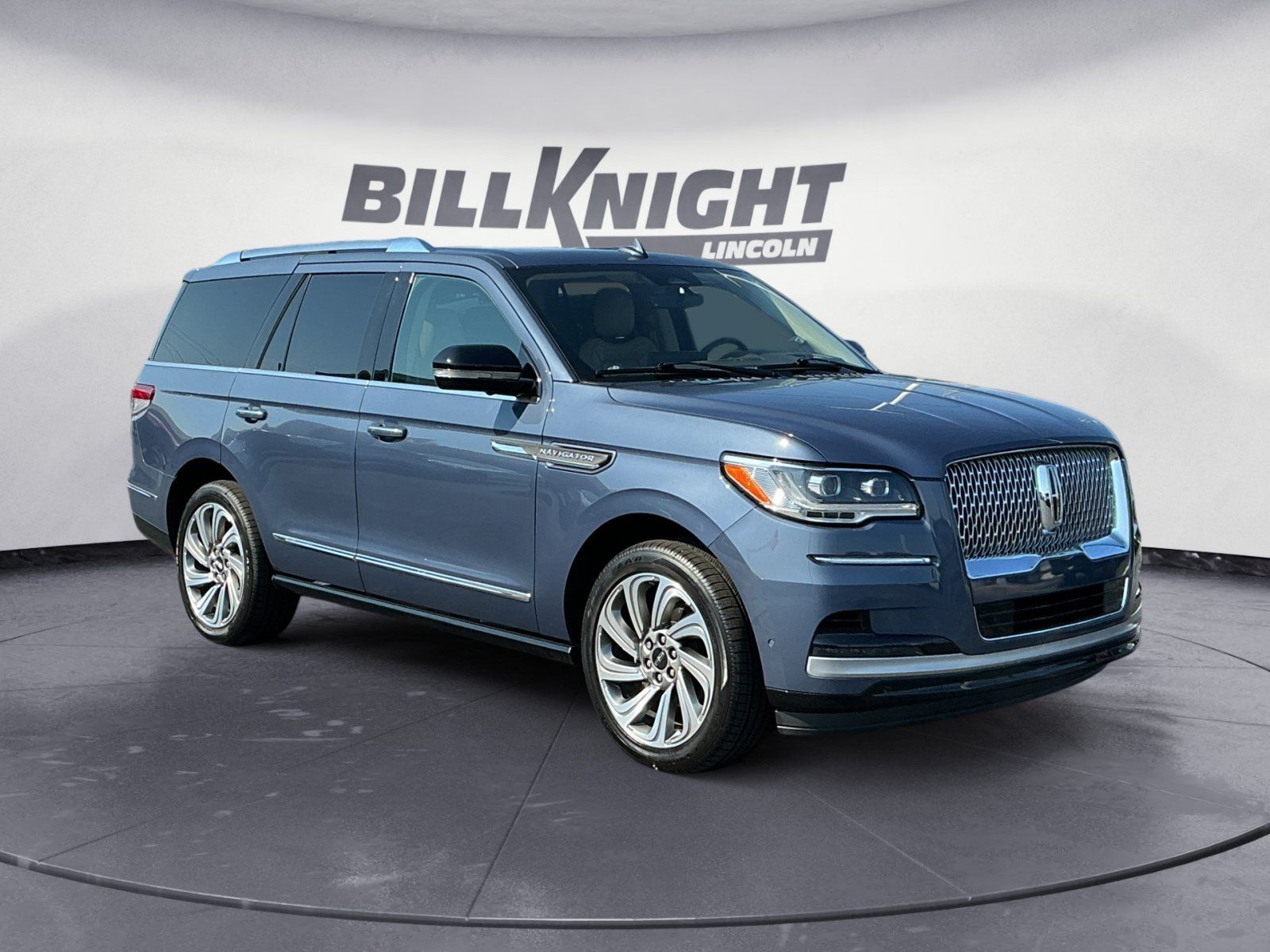 Blue Metallic 2022 Lincoln Navigator SUV / Crossover Four-Wheel Drive Automatic