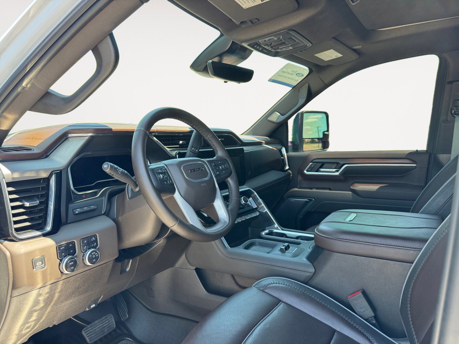 Used 2025 GMC Sierra 2500HD Denali 4D Crew Cab