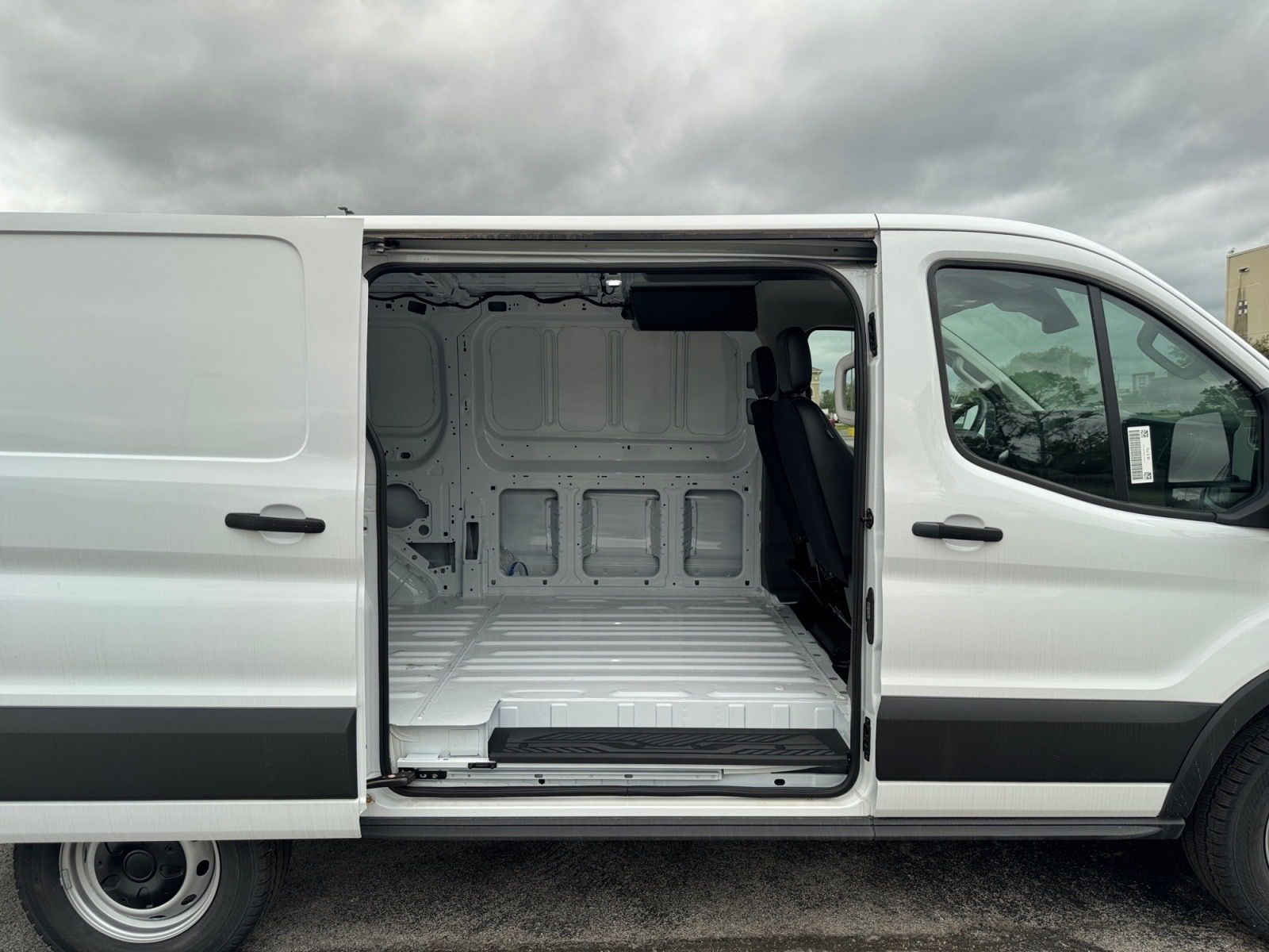 Used 2024 Ford Transit-250 3D Cargo Van