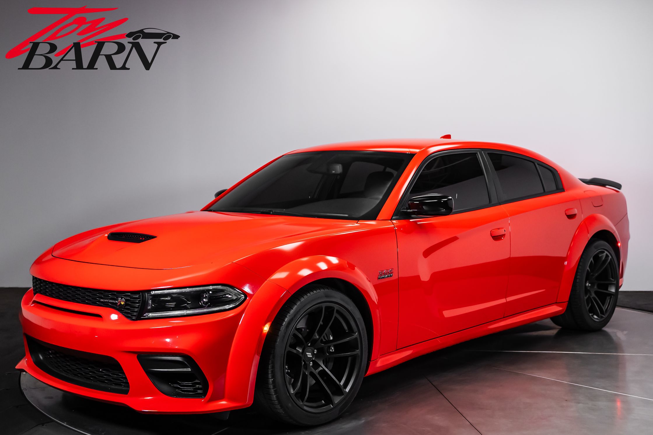 Go Mango! 2023 Dodge Charger Sedan Rear-Wheel Drive 8-Speed Automatic