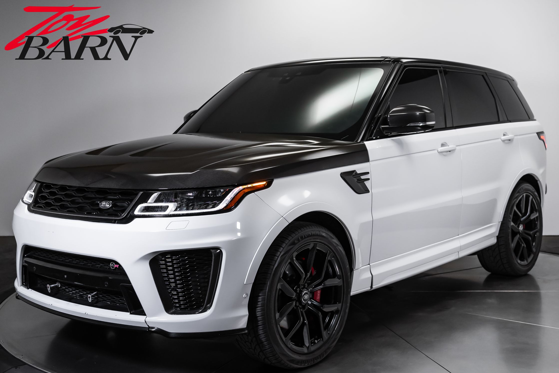 White 2020 Land Rover Range Rover Sport SUV / Crossover All-Wheel Drive 8-Speed Automatic
