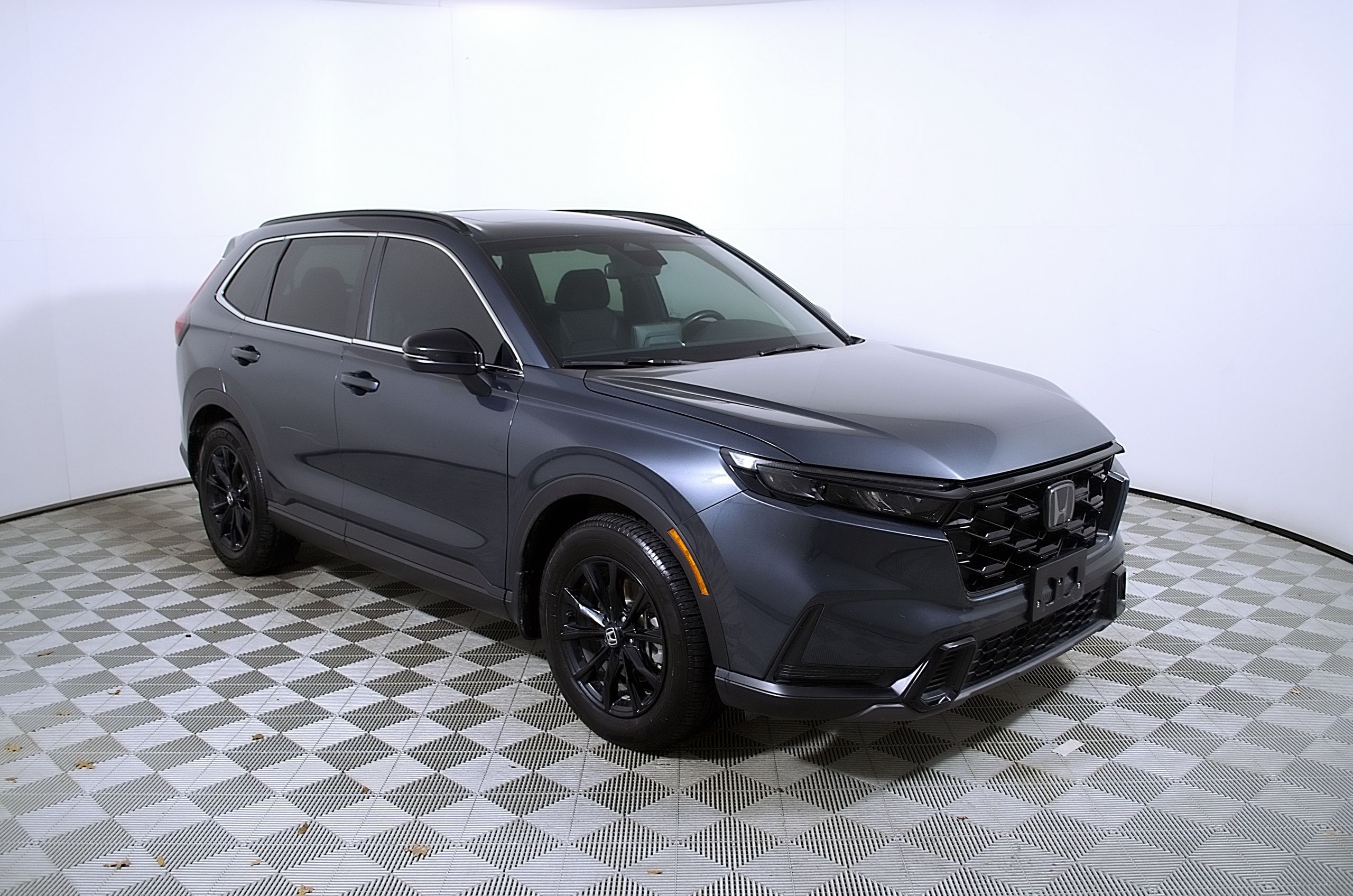 View vehicle photo 6