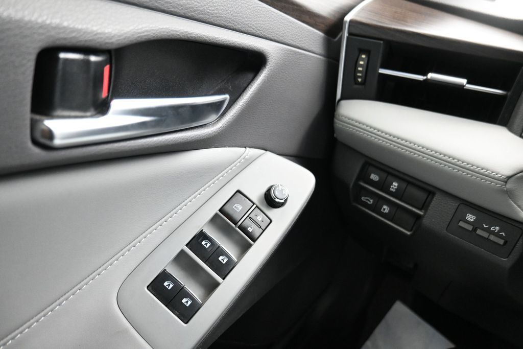 2019 Toyota Avalon XLE Gray at Emmons Autoplex