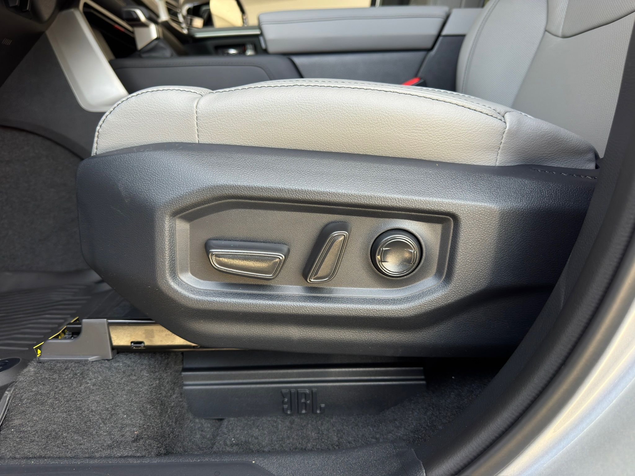 2026 Toyota Tundra Hybrid Limited  at Gullo Toyota