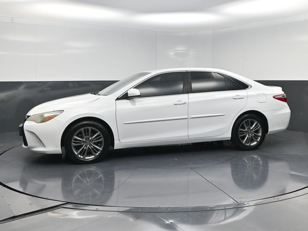 2017 Toyota Camry SE Silver at Emmons Autoplex