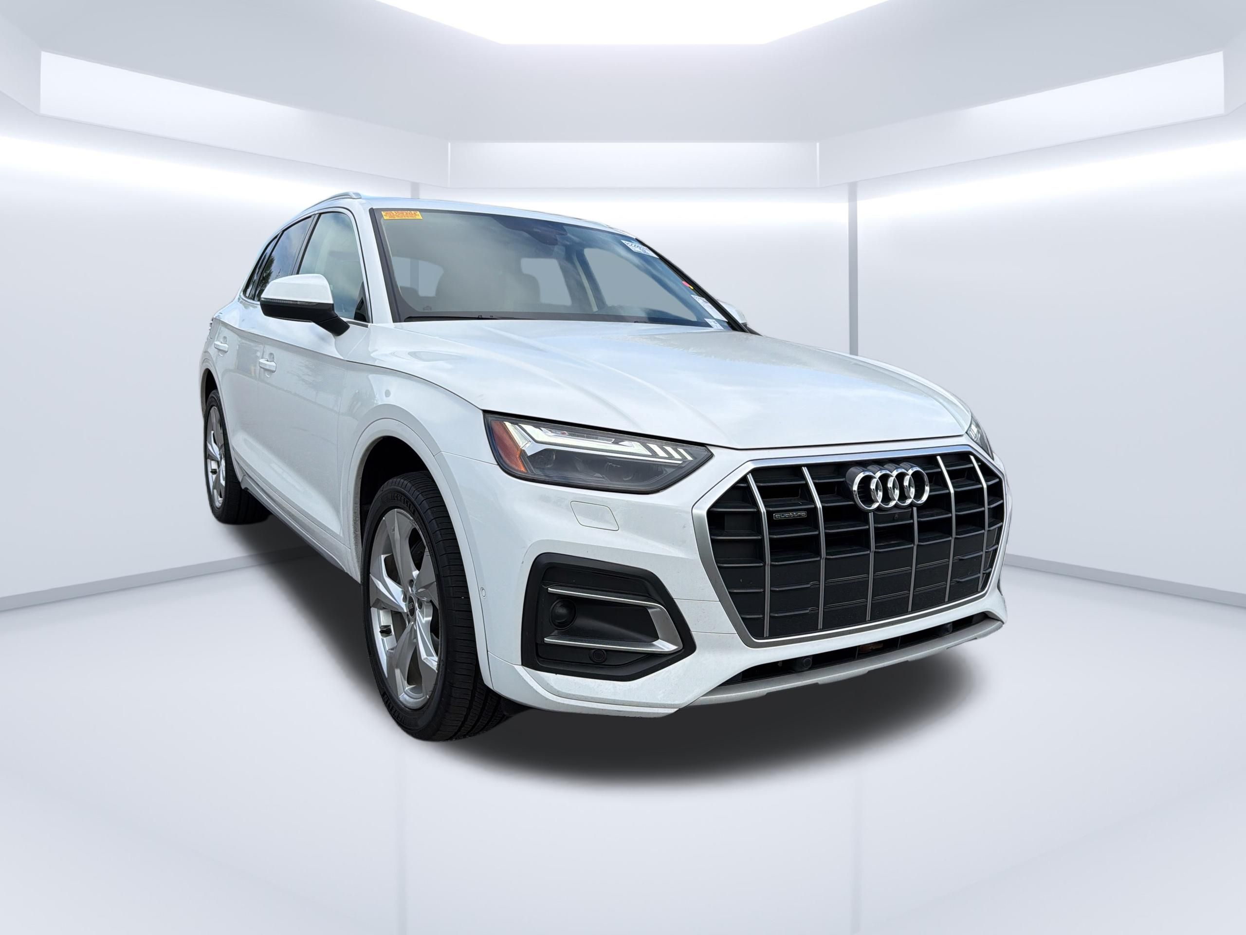 2021 Audi Q5 45 Prestige's photo