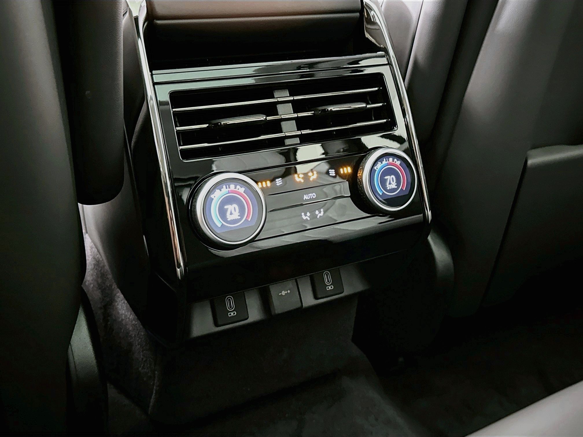 new 2026 Land Rover Range Rover Sport car, priced at $102,805