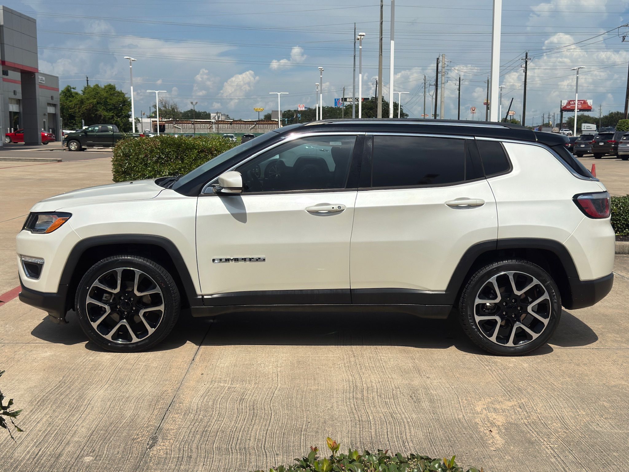 2018 Jeep Compass Limited White at Victoria Chrysler Dodge Jeep Ram