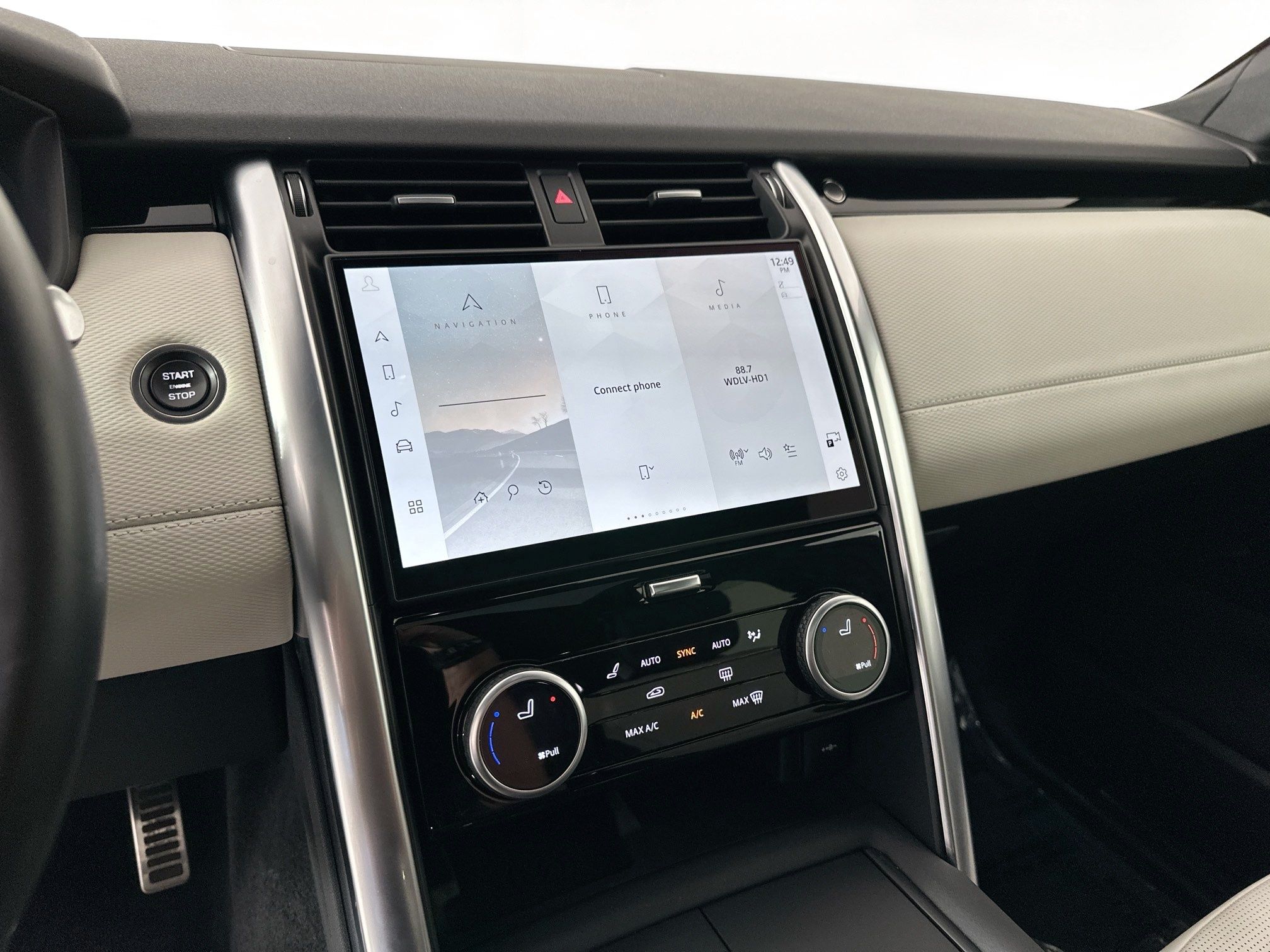 used 2023 Land Rover Discovery car, priced at $37,995