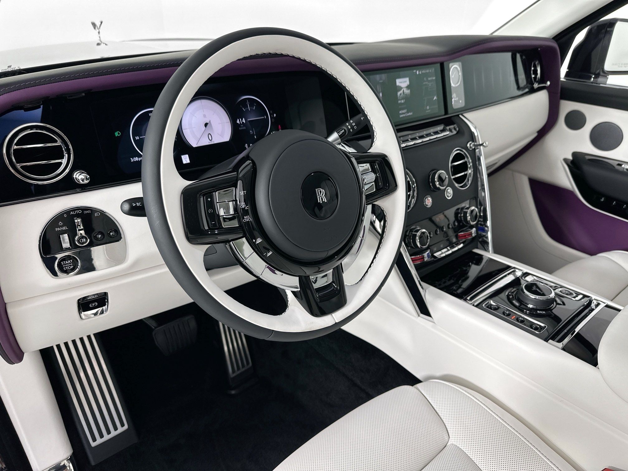 new 2026 Rolls-Royce Cullinan car, priced at $499,450
