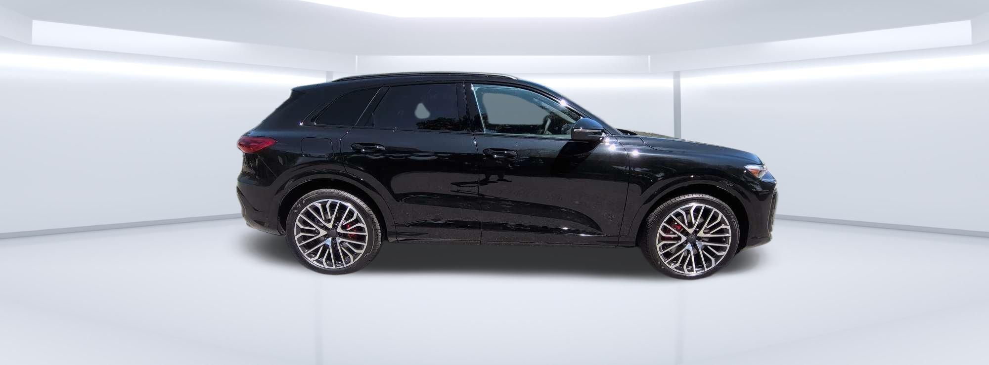 Audi 2026 SQ5 Premium Plus quattro