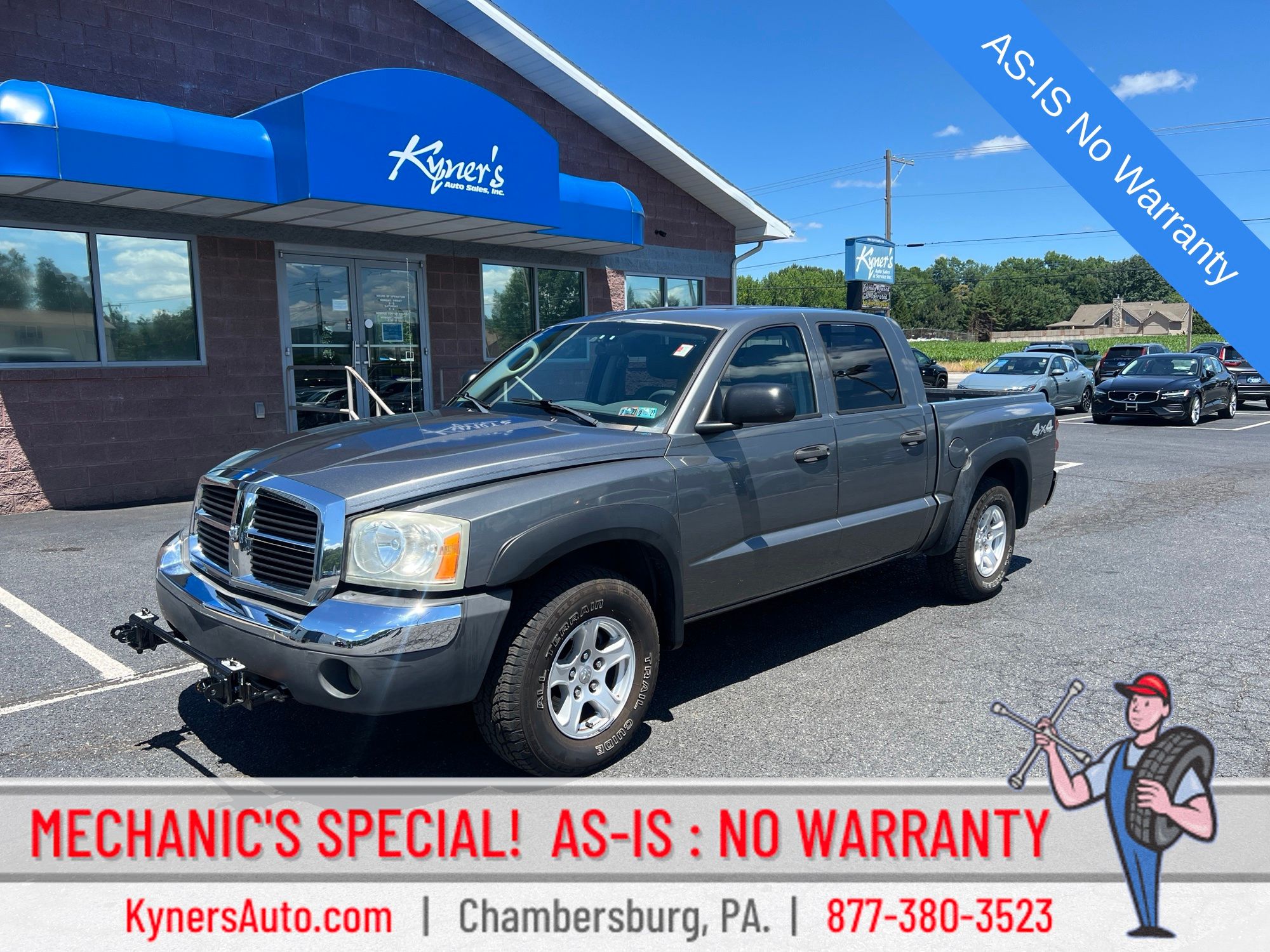 Mineral Gray Metallic 2005 Dodge Dakota Pickup Truck Four-Wheel Drive 5-Speed Automatic