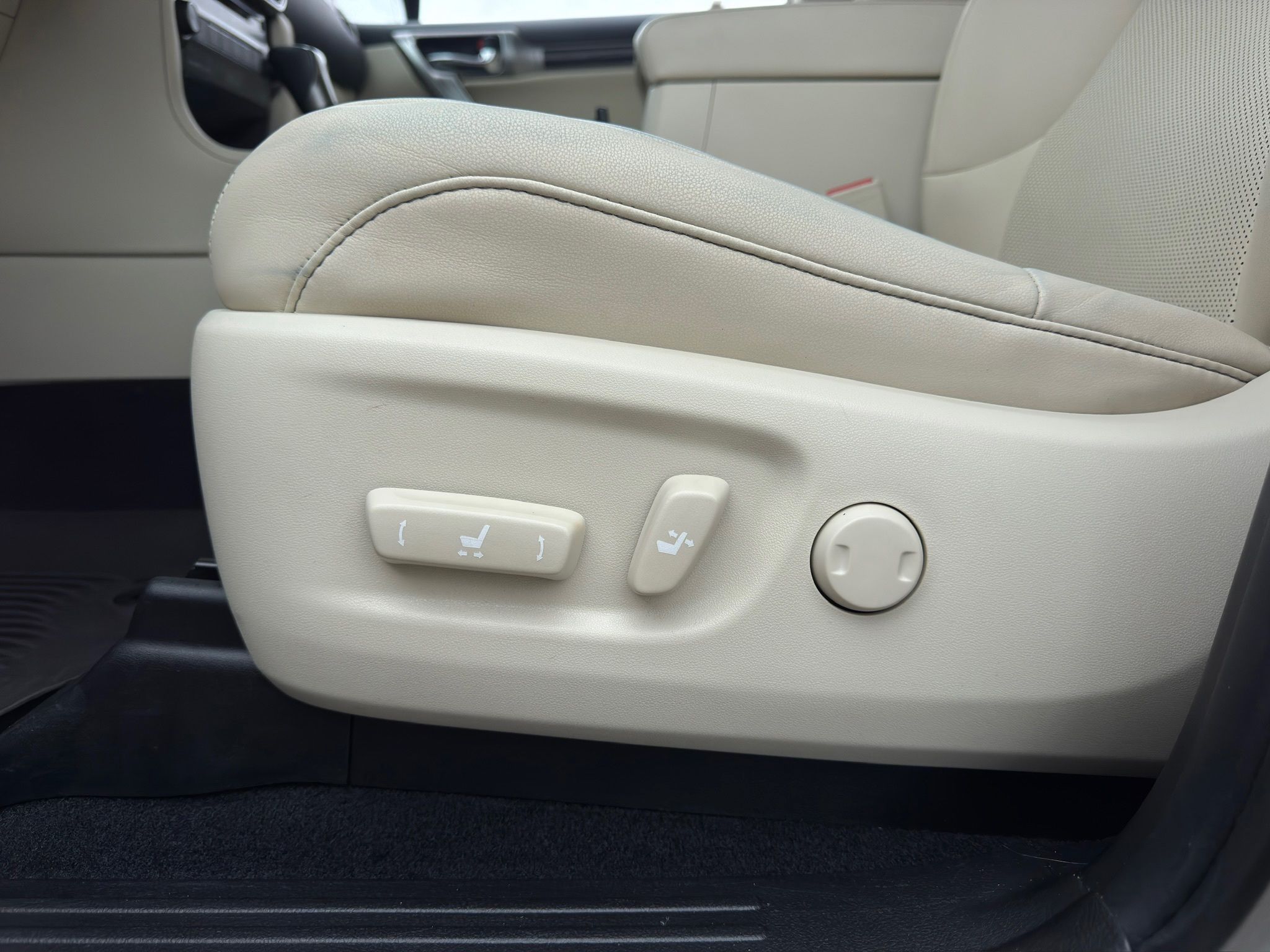 2022 Lexus GX 460 Silver at Emmons Autoplex