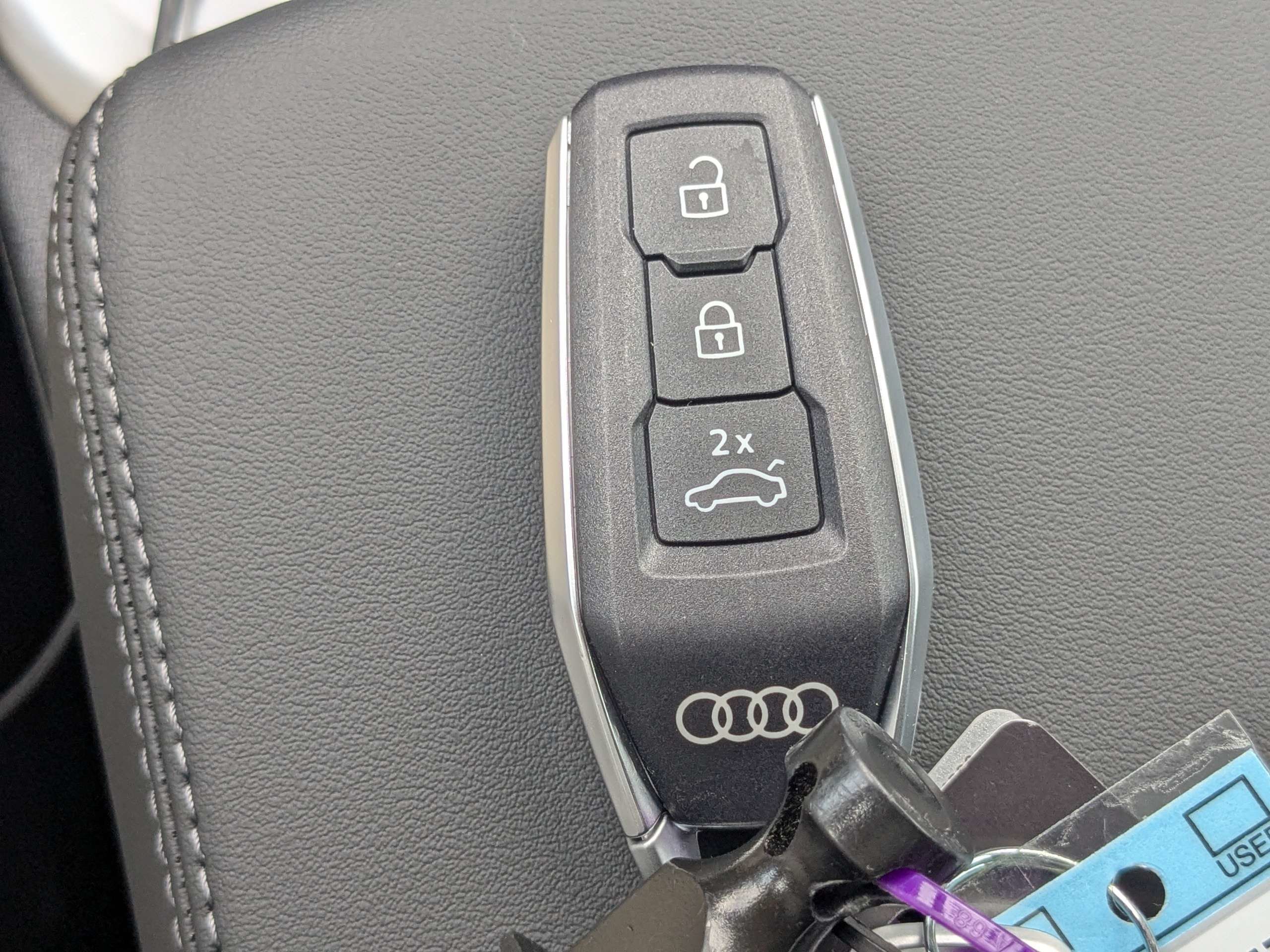Audi 2026 Q5 Premium Plus quattro