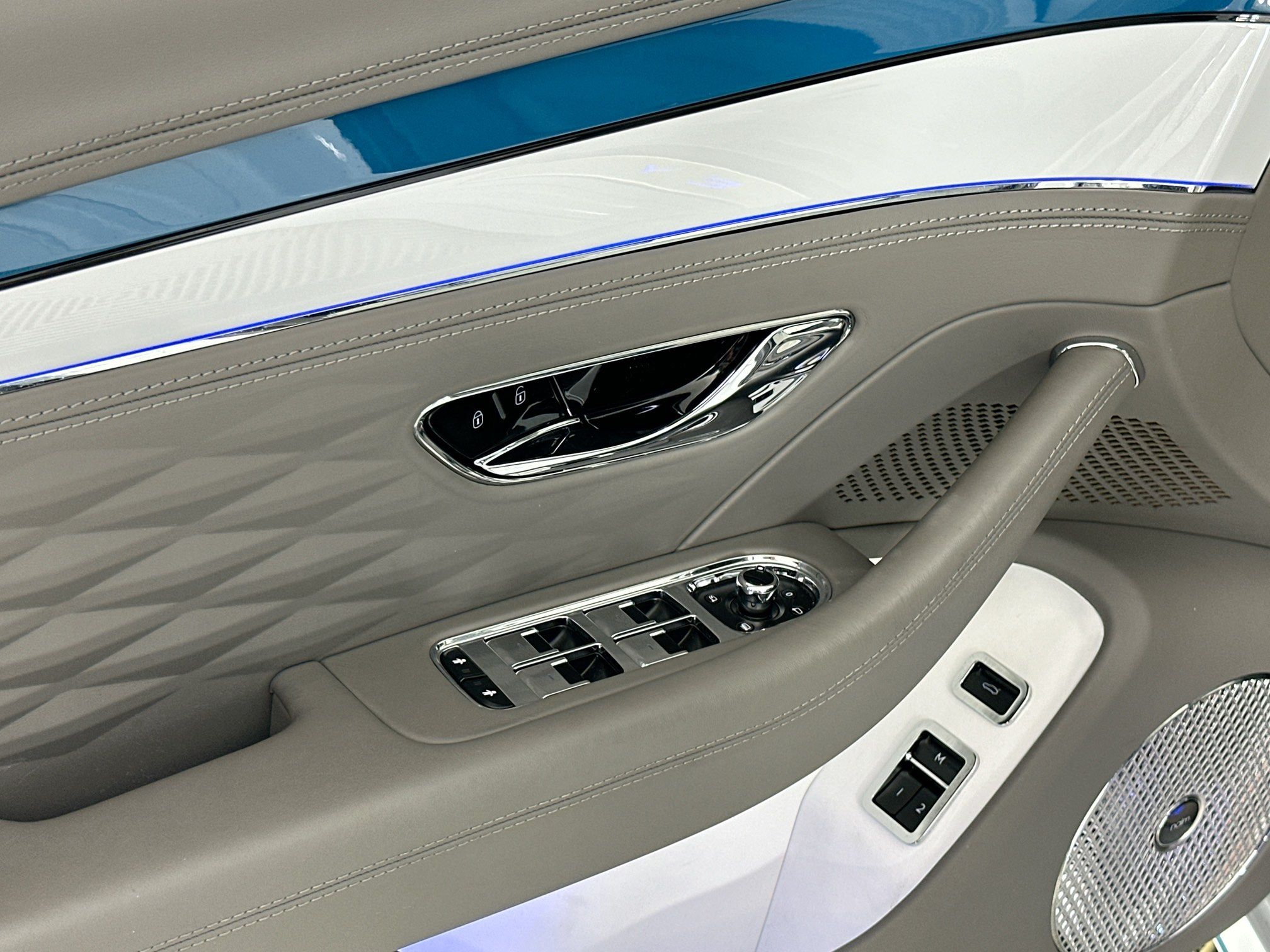 used 2023 Bentley Flying Spur car, priced at $214,998