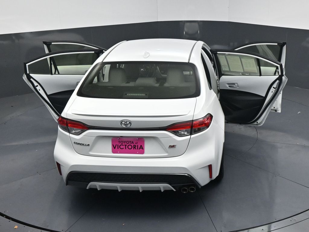 2021 Toyota Corolla SE White at Autostrade